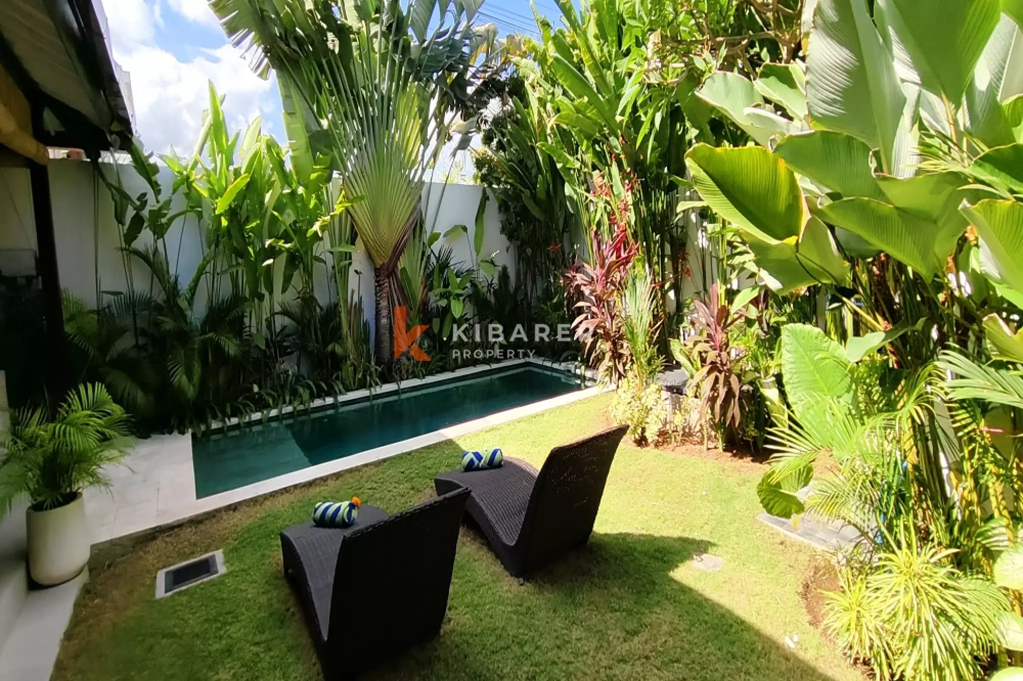 Central Seminyak Three-Bedrooms Villa Tropical