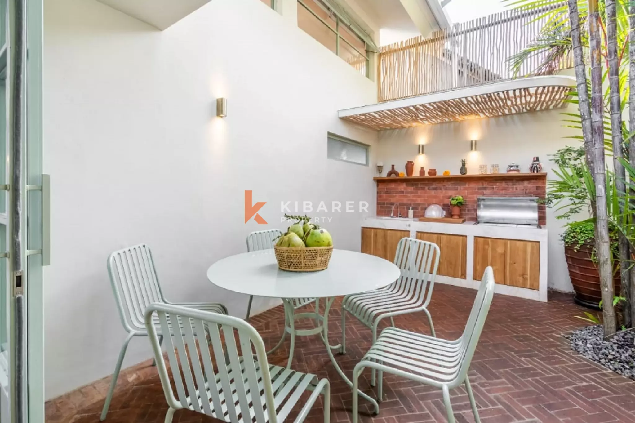 Sanctuary Exceptional Four-Bedrooms Villa in Central Seminyak