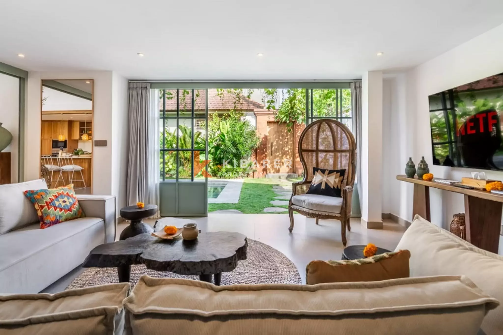 Sanctuary Exceptional Four-Bedrooms Villa in Central Seminyak