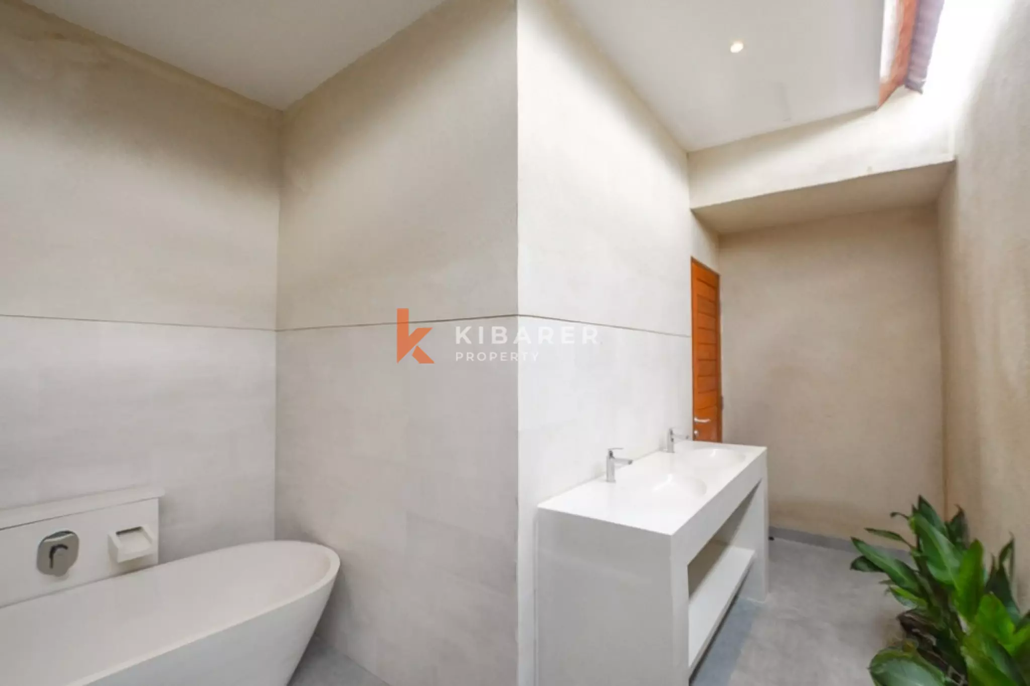 Comfortable Two-Bedrooms Semi-Furnished in Canggu