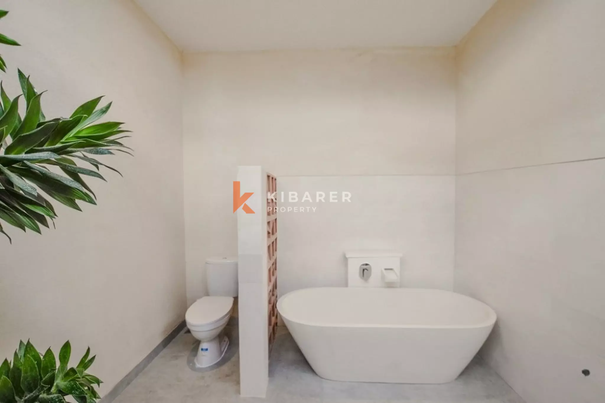 Comfortable Two-Bedrooms Semi-Furnished in Canggu