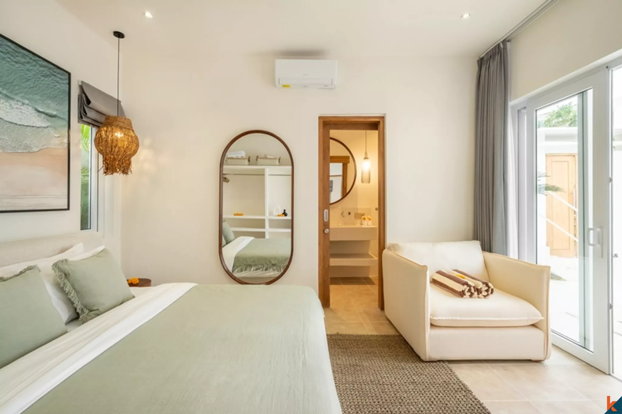 Modern Luxury 2 Bedroom Villa – Heart of Berawa