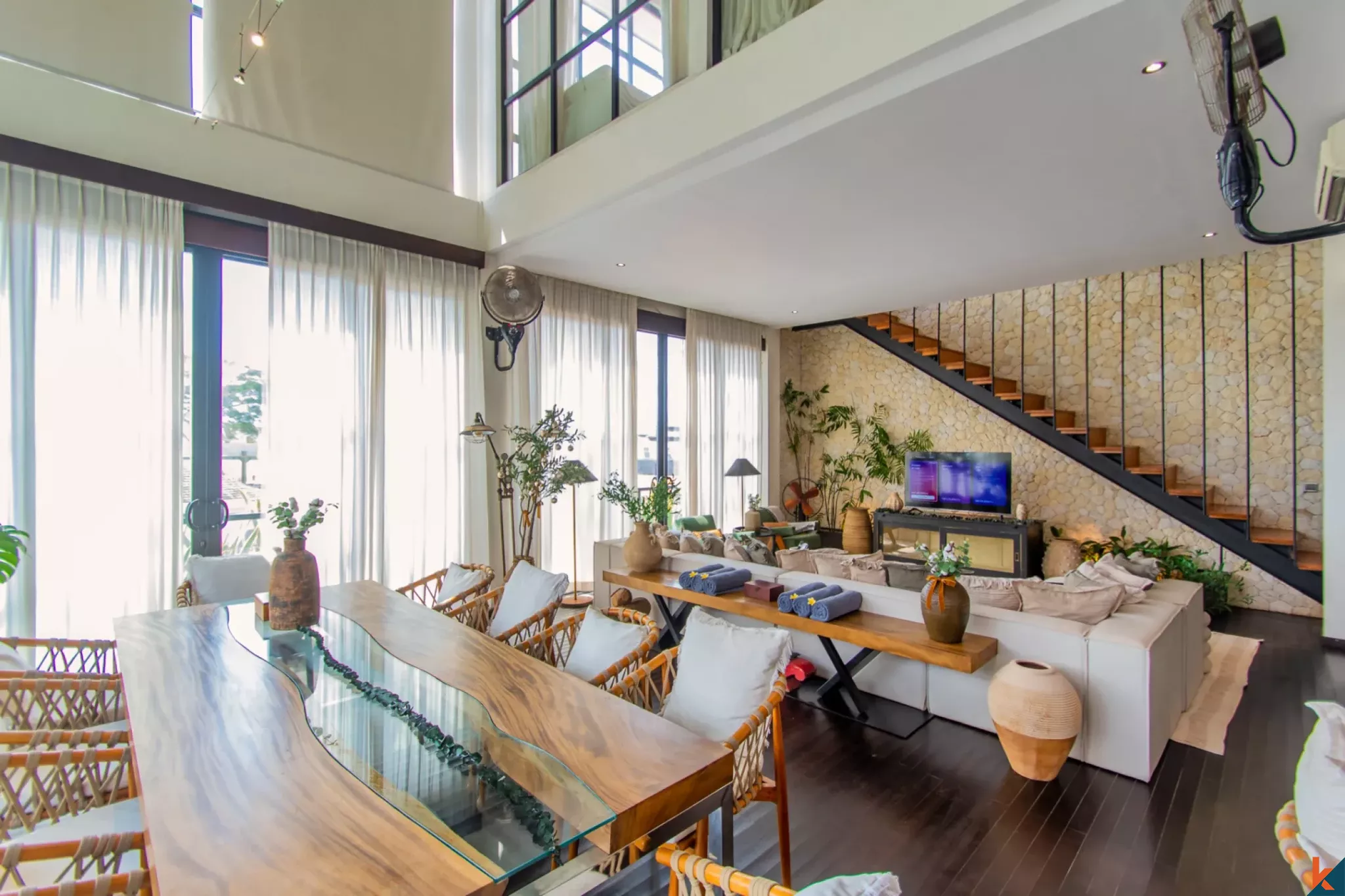 Dijual Penthouse Baru Dekat Pantai di Berawa