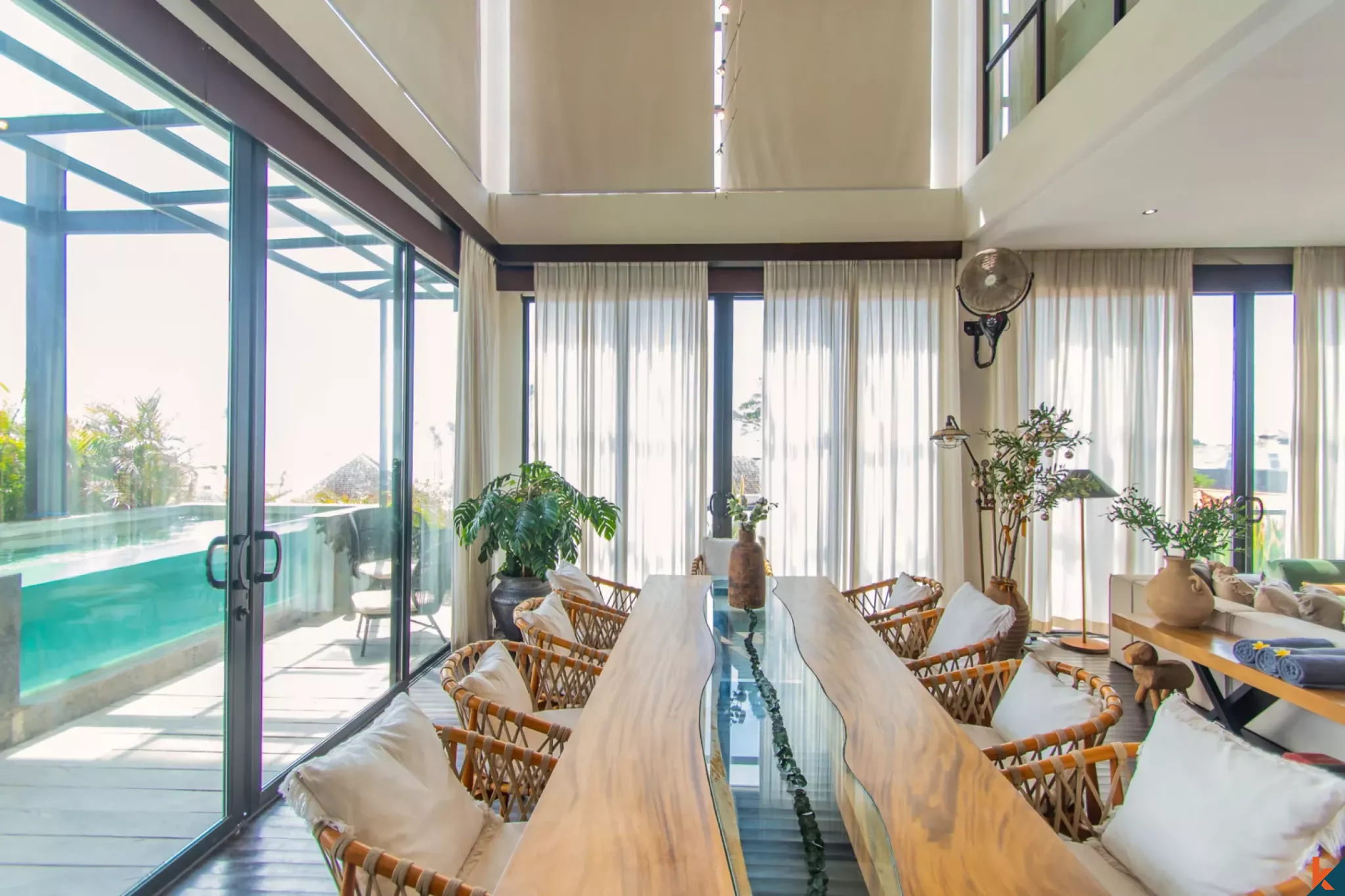 Dijual Penthouse Baru Dekat Pantai di Berawa