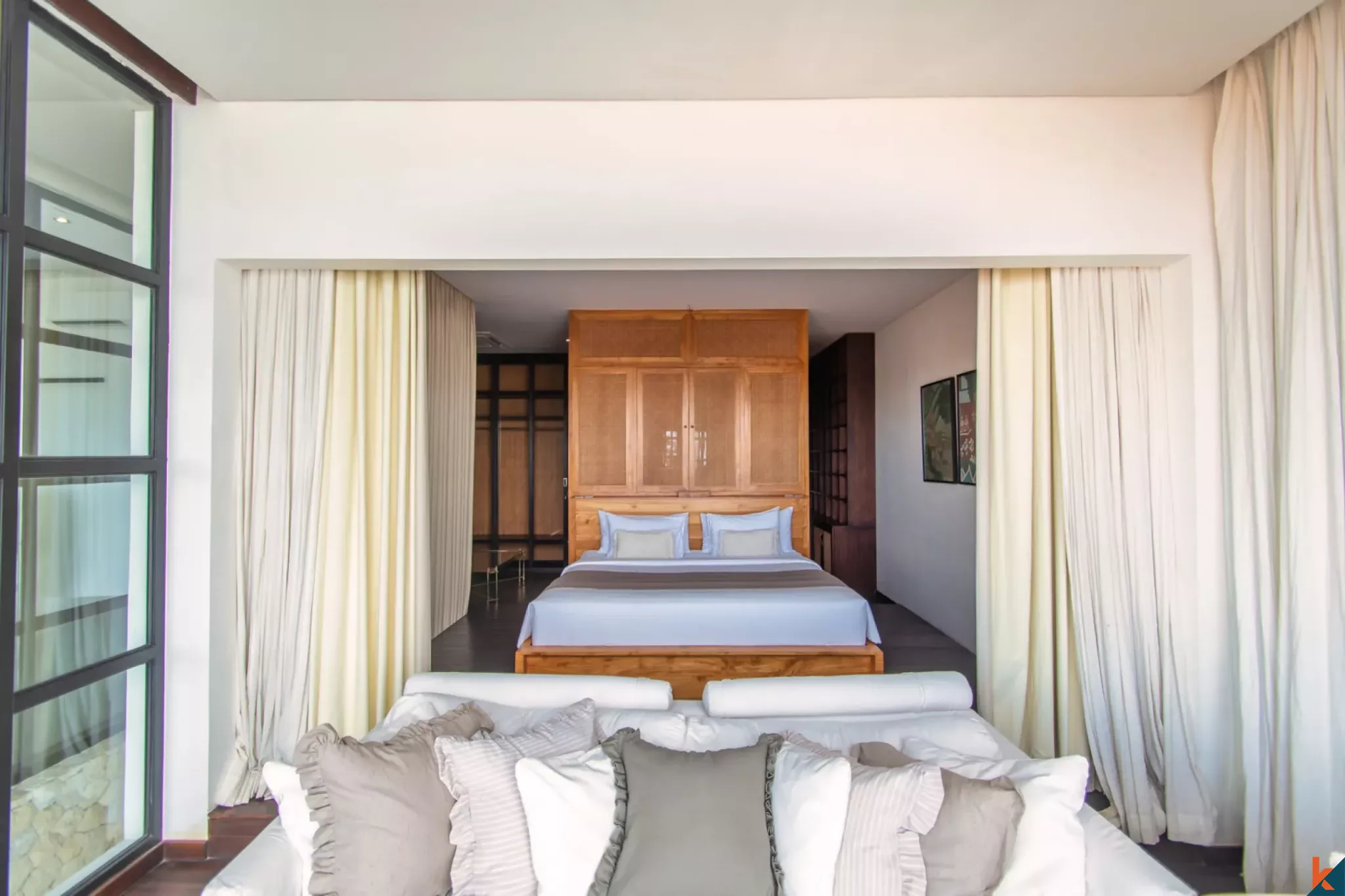 Dijual Penthouse Baru Dekat Pantai di Berawa