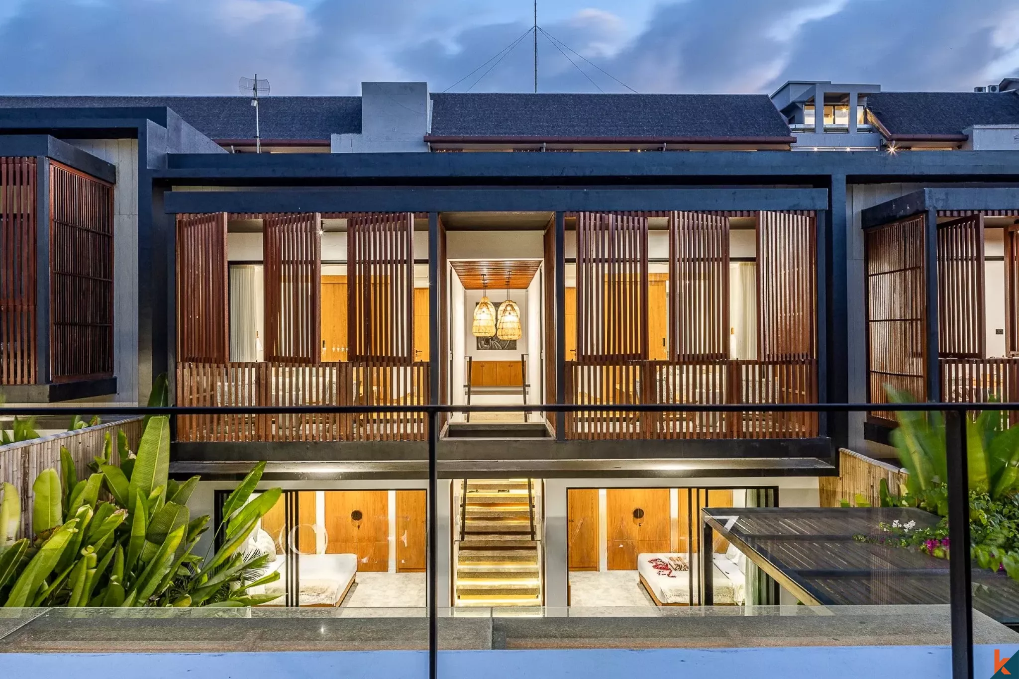 High quality four bedroom leasehold property near Batu Bolong Beach