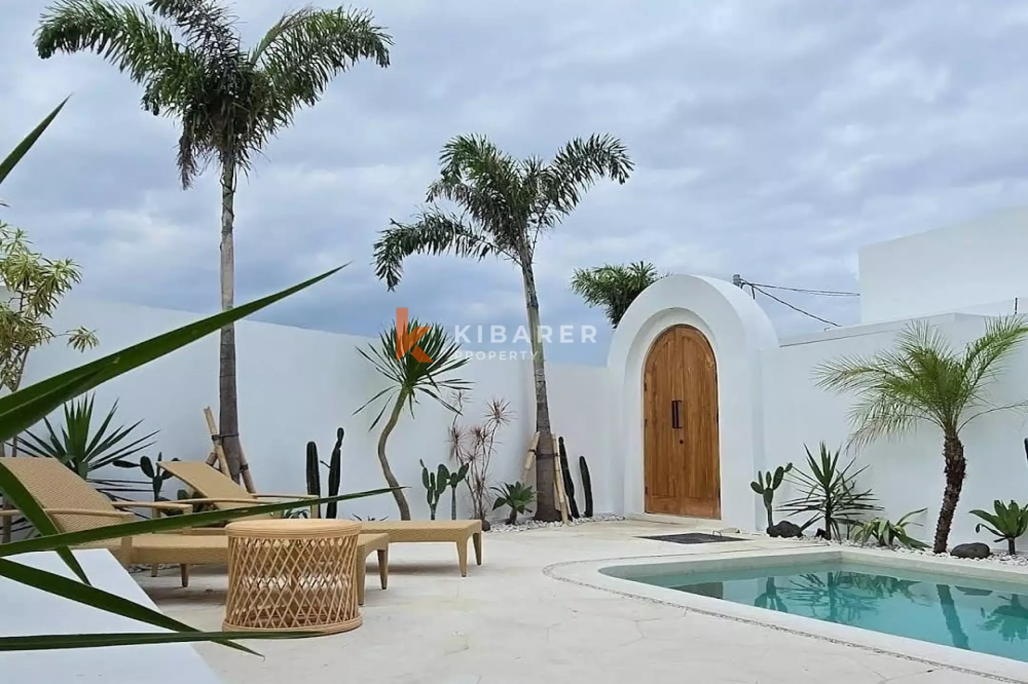 Vila Minimalis Mediterania Satu Kamar Tidur di Canggu (Tersedia mulai 2 Januari 2026)