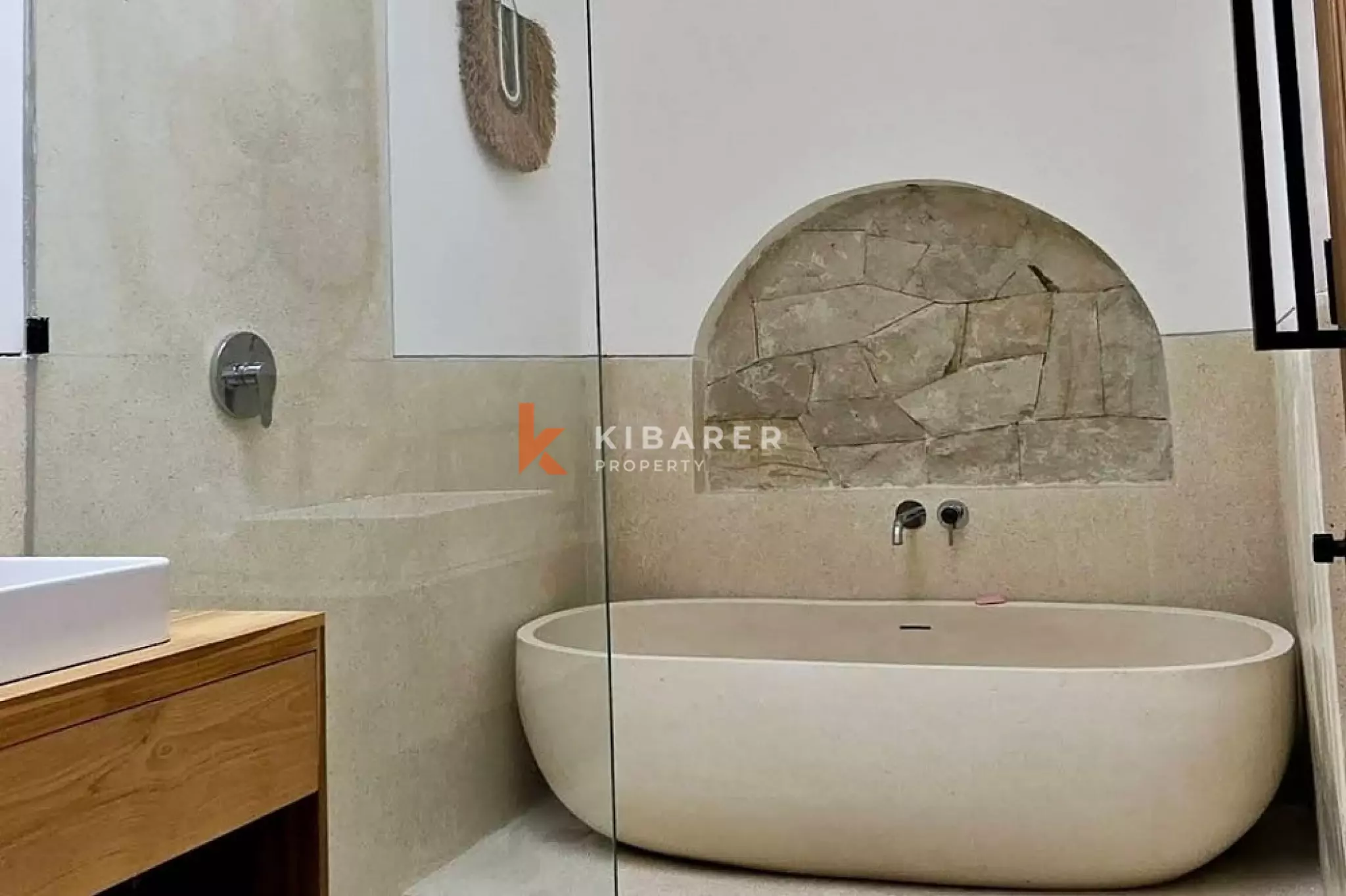 Vila Minimalis Mediterania Satu Kamar Tidur di Canggu (Tersedia mulai 2 Januari 2026)