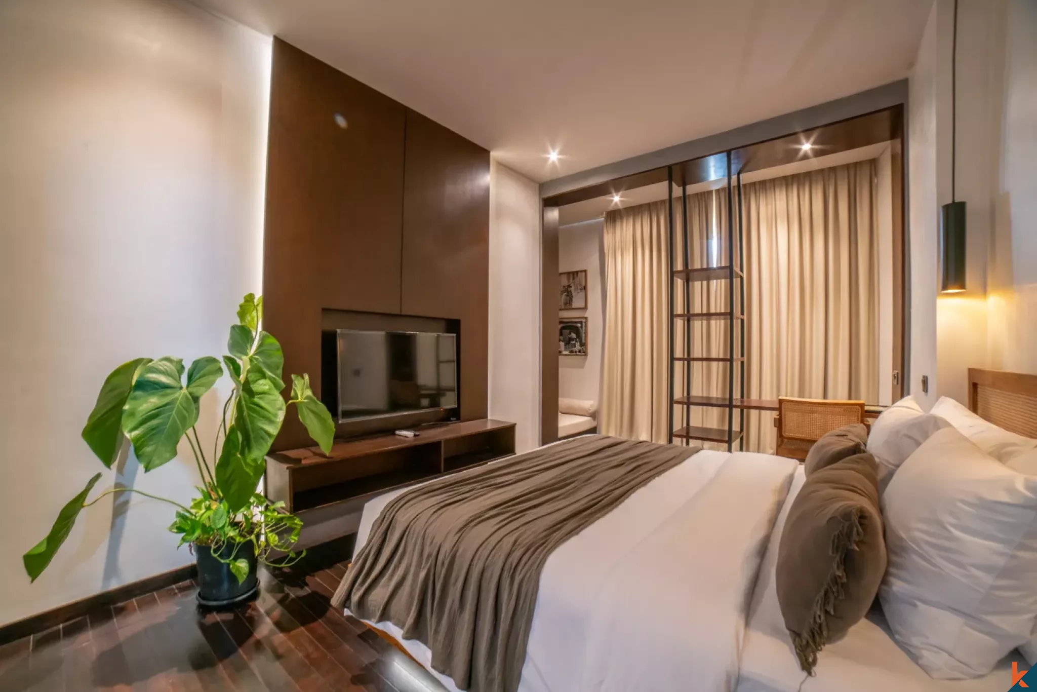 Dijual Penthouse Baru Dekat Pantai di Berawa