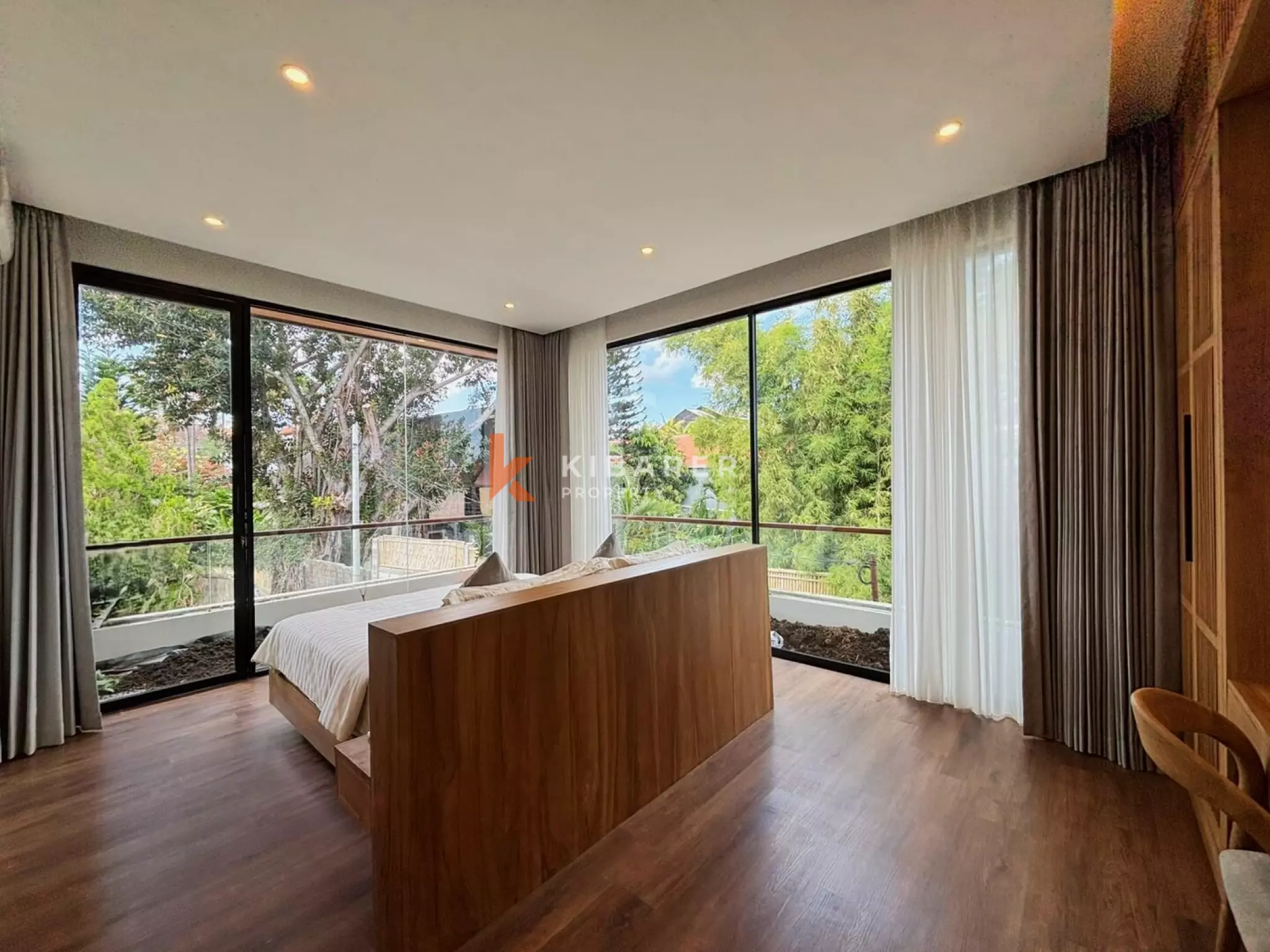 Villa Lima Kamar Tidur yang Dirancang dengan Cermat dengan Mini-Spa Pribadi di Batu Bolong