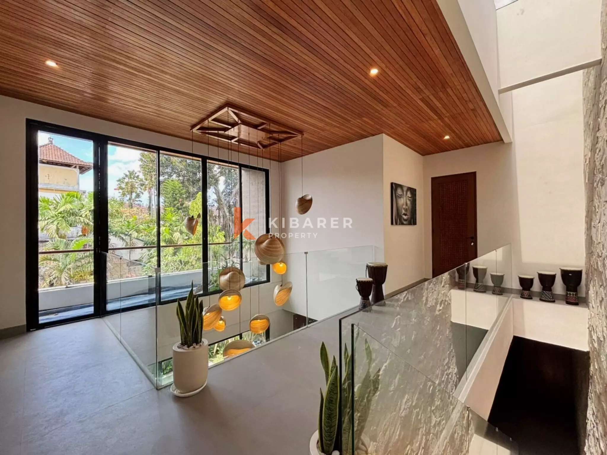 Villa Lima Kamar Tidur yang Dirancang dengan Cermat dengan Mini-Spa Pribadi di Batu Bolong