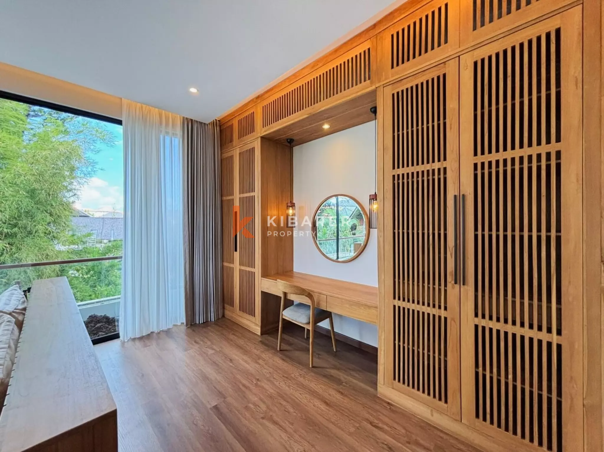 Villa Lima Kamar Tidur yang Dirancang dengan Cermat dengan Mini-Spa Pribadi di Batu Bolong