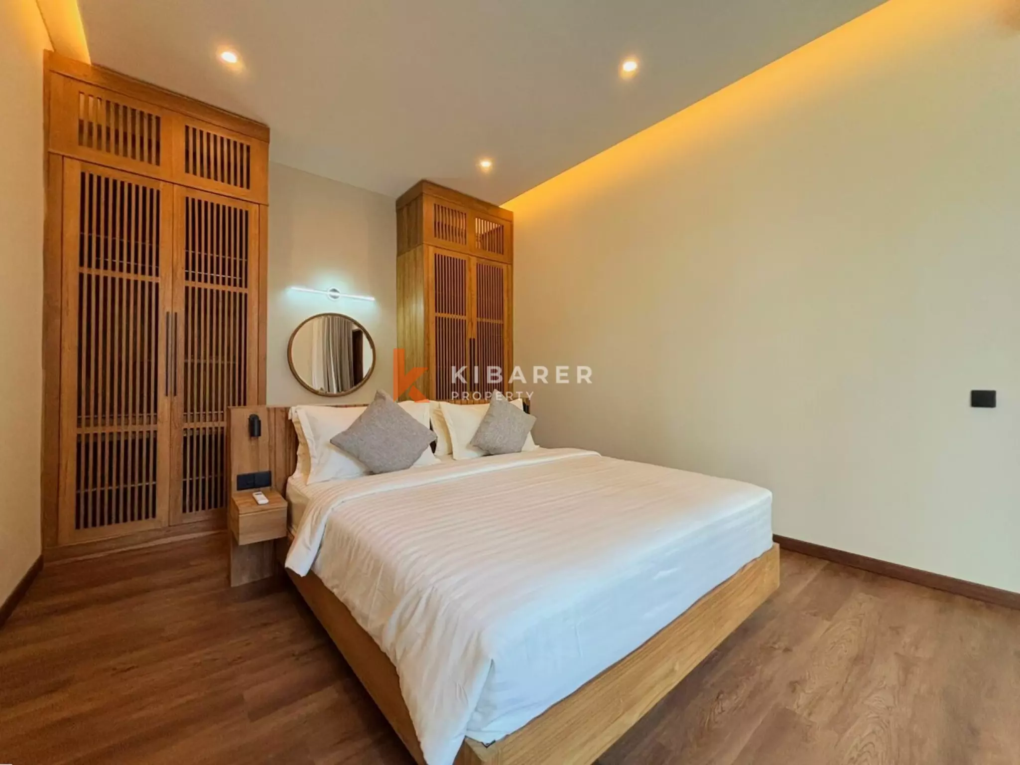 Villa Lima Kamar Tidur yang Dirancang dengan Cermat dengan Mini-Spa Pribadi di Batu Bolong