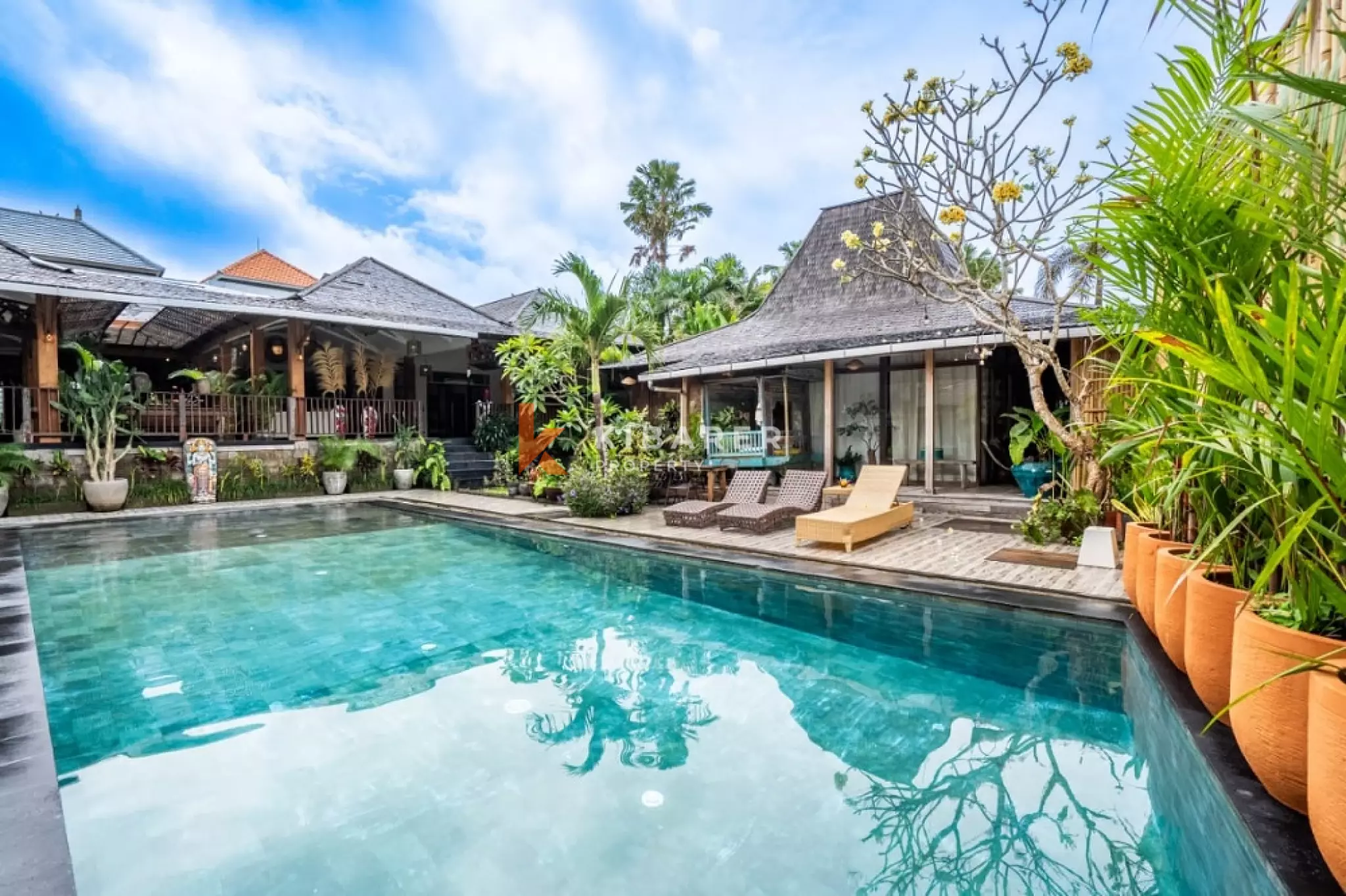 Grand Joglo Five-Bedrooms Open Living Villa in Canggu