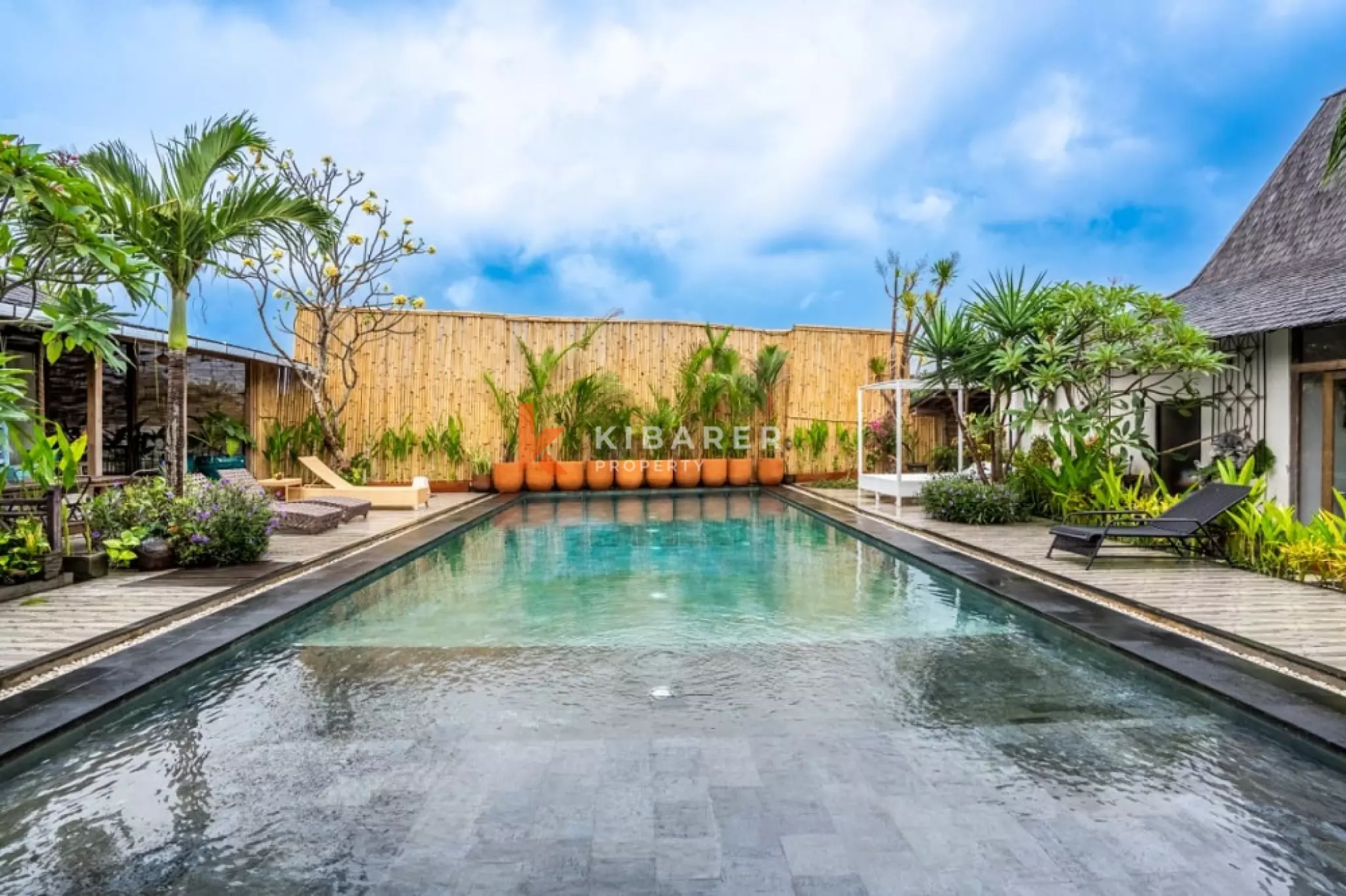 Grand Joglo Five-Bedrooms Open Living Villa in Canggu