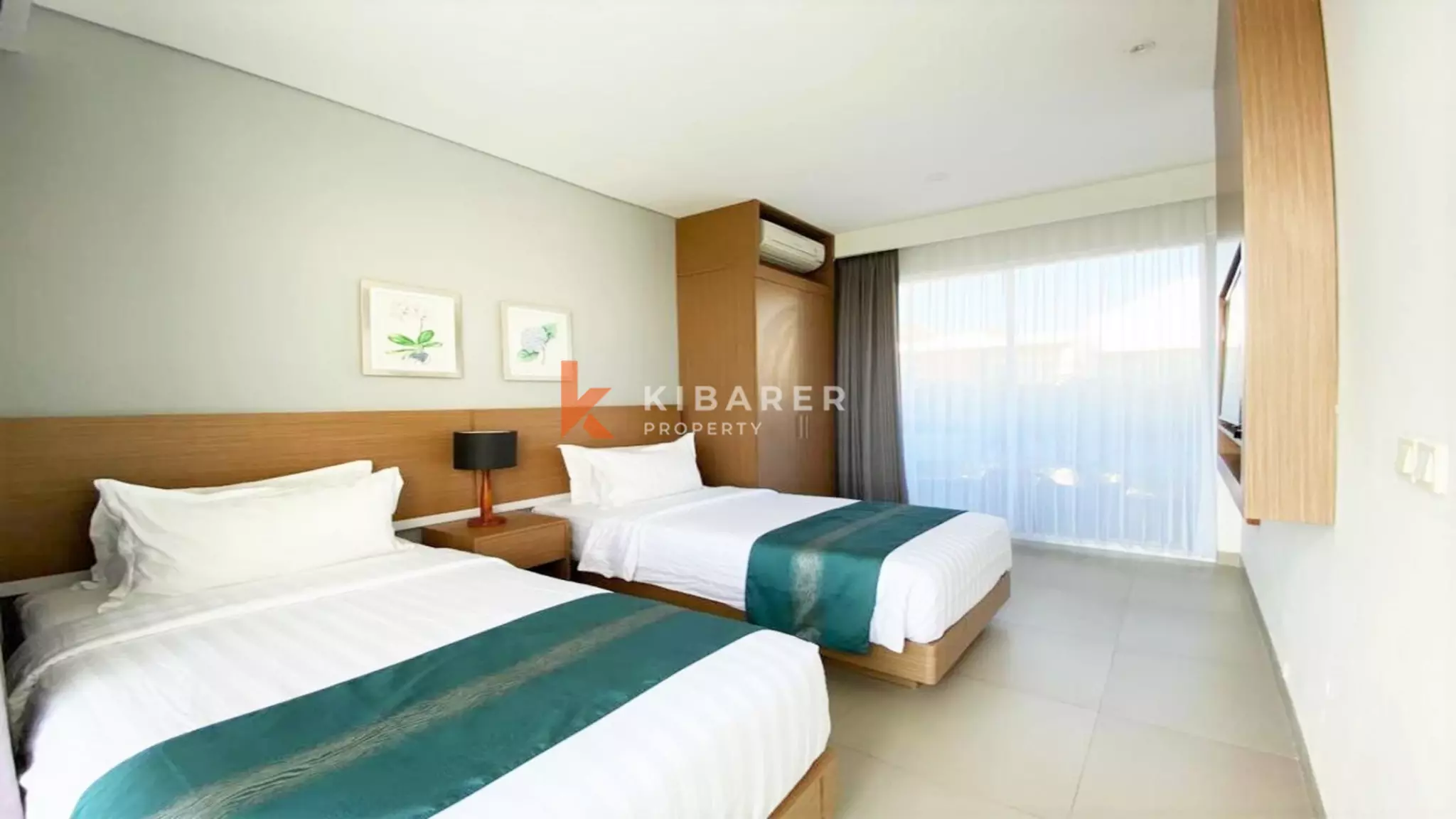 Your Private Getaway: Two-Bedroom Enclosed Living Villa in Ungasan