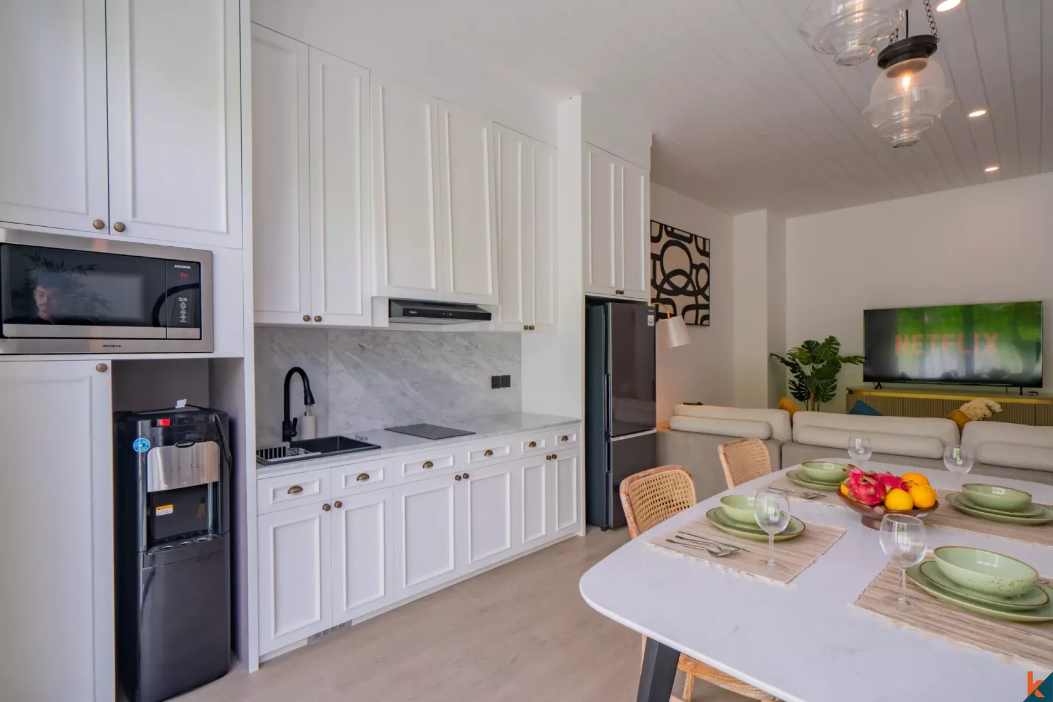 Vila sewa tiga kamar tidur yang menakjubkan di Umalas