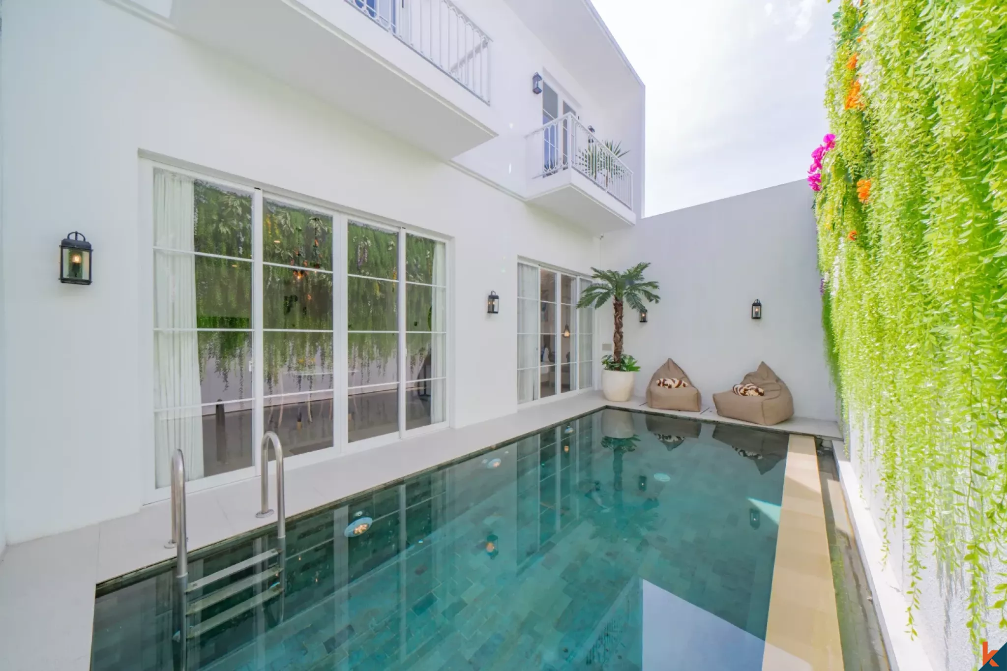 Vila sewa tiga kamar tidur yang menakjubkan di Umalas