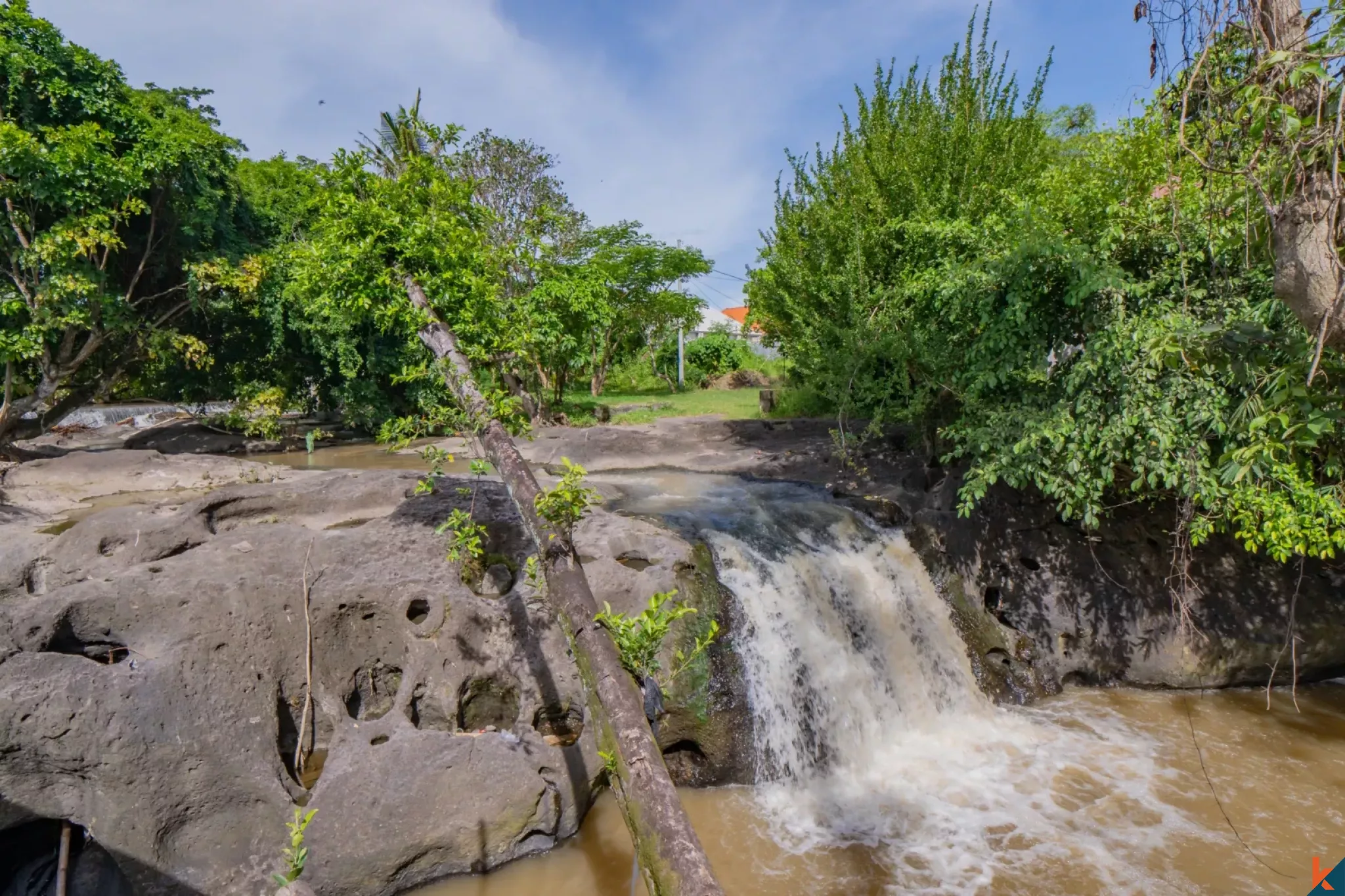 Vila sewa tiga kamar tidur yang menakjubkan di Umalas