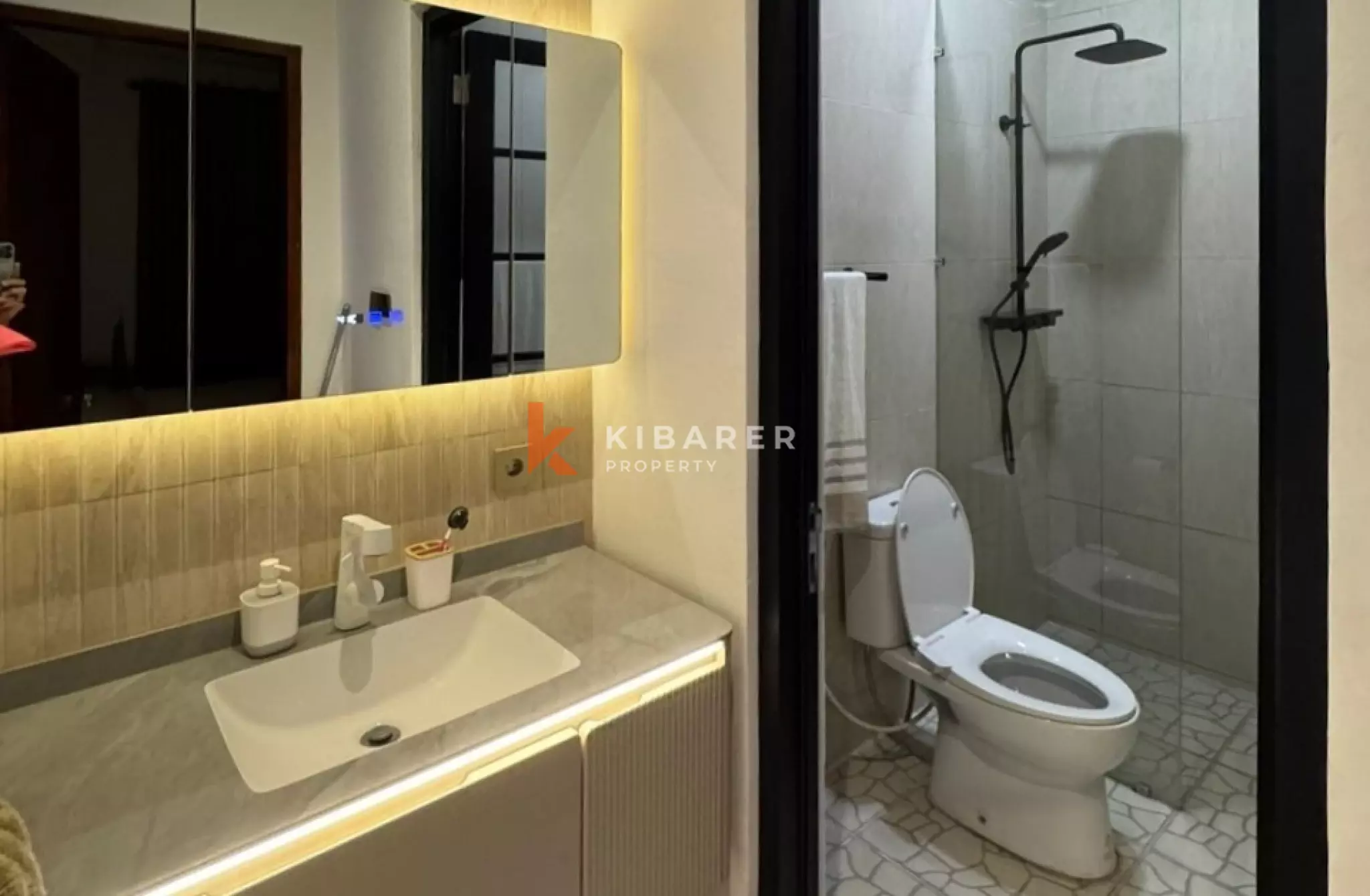 Vila Dua Kamar Tidur Modern dan Nyaman Dekat GWK Jimbaran