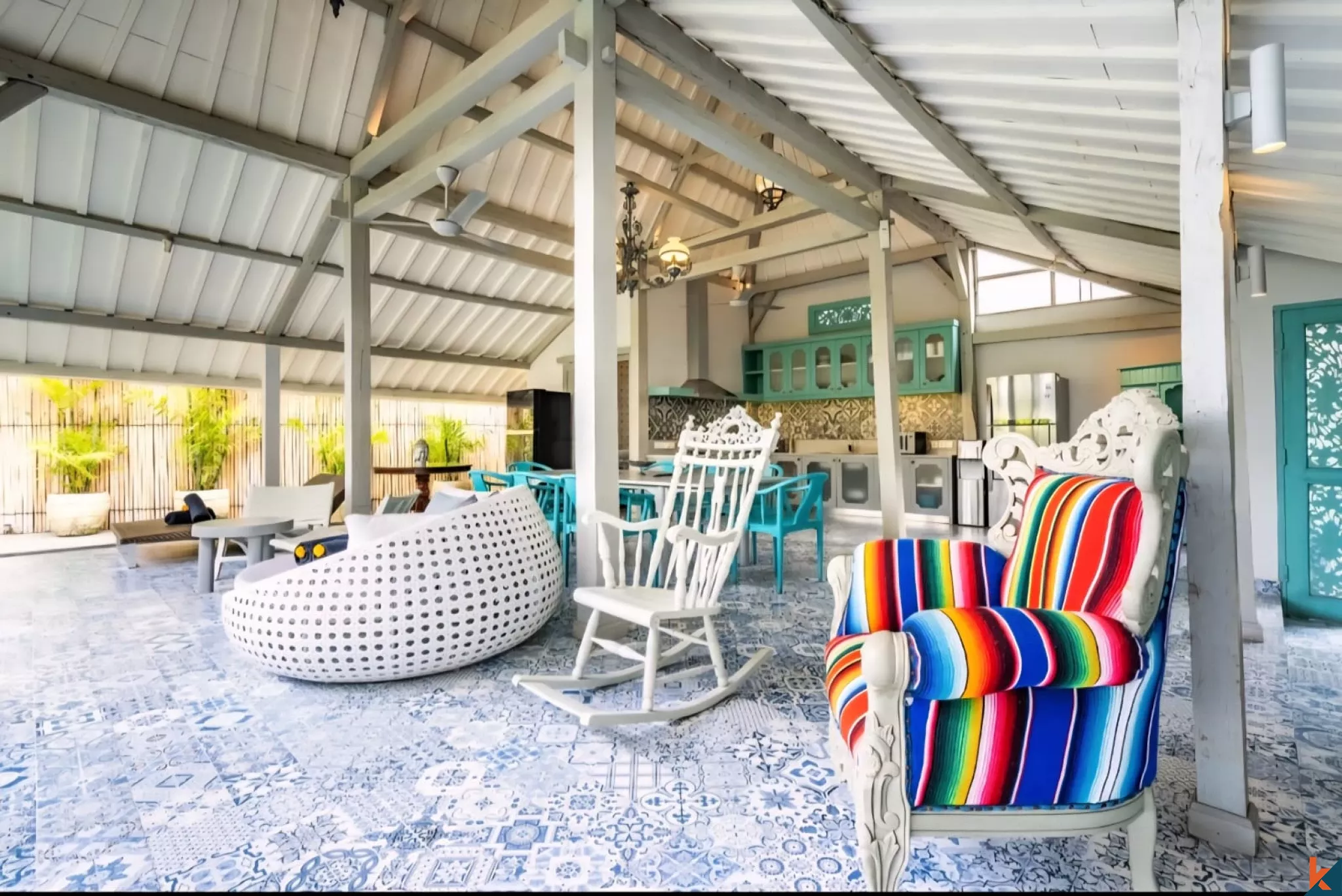 Stylish 3-Bedroom Tropical Villa with Private Pool in Babakan