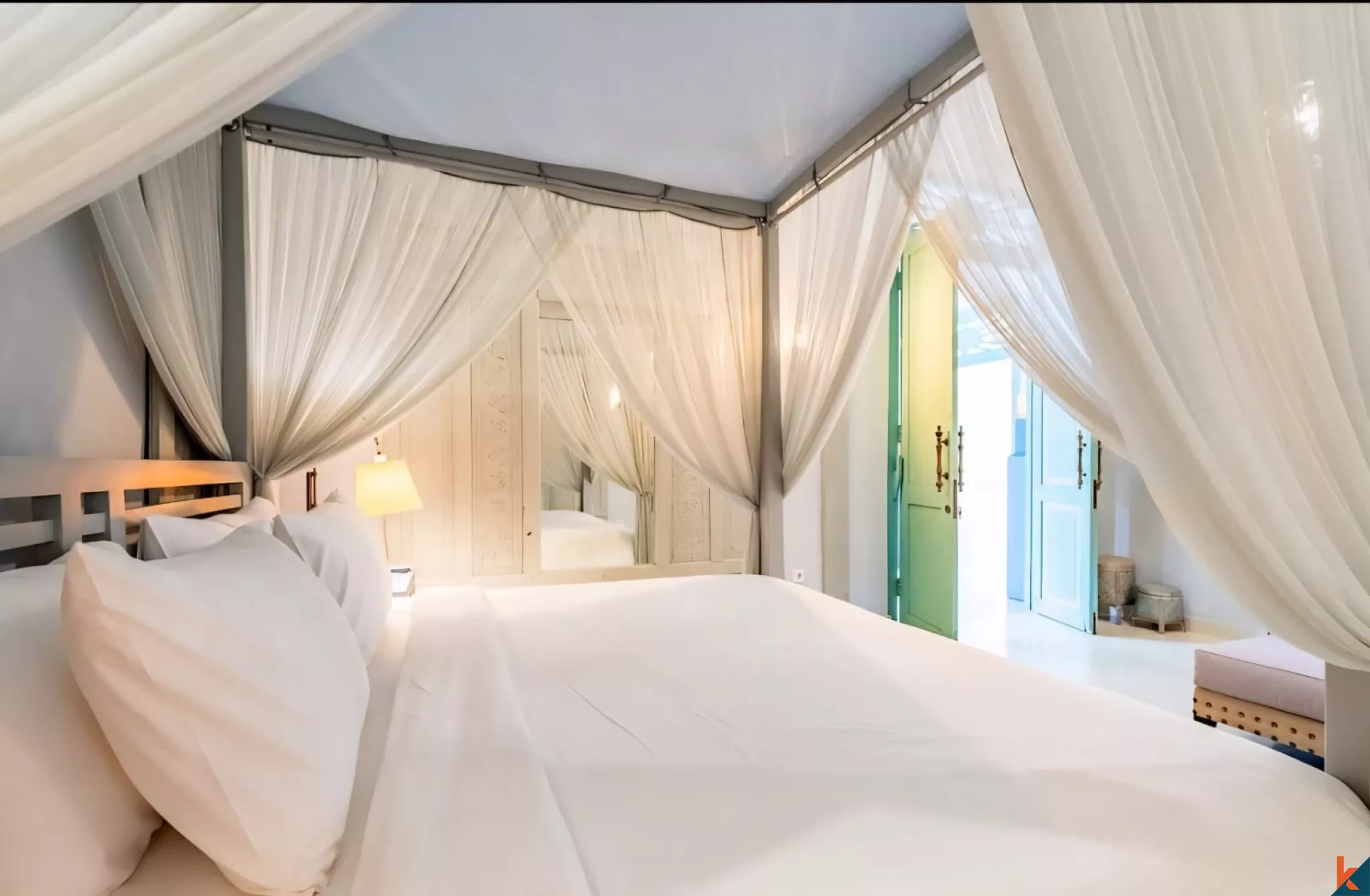 Stylish 3-Bedroom Tropical Villa with Private Pool in Babakan