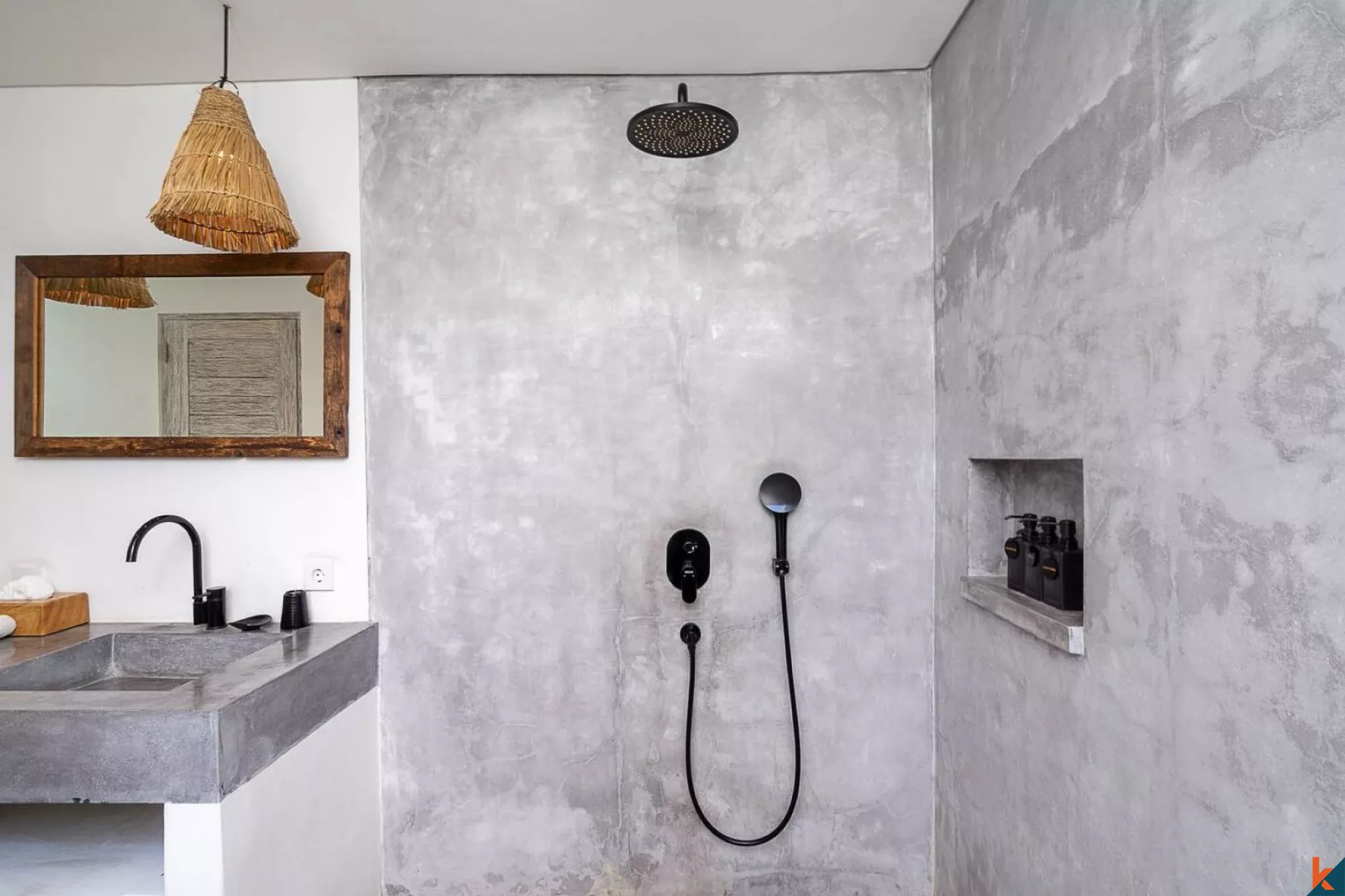 Retraite tropicale, propriété de deux chambres avec tout le confort moderne à Nyanyi