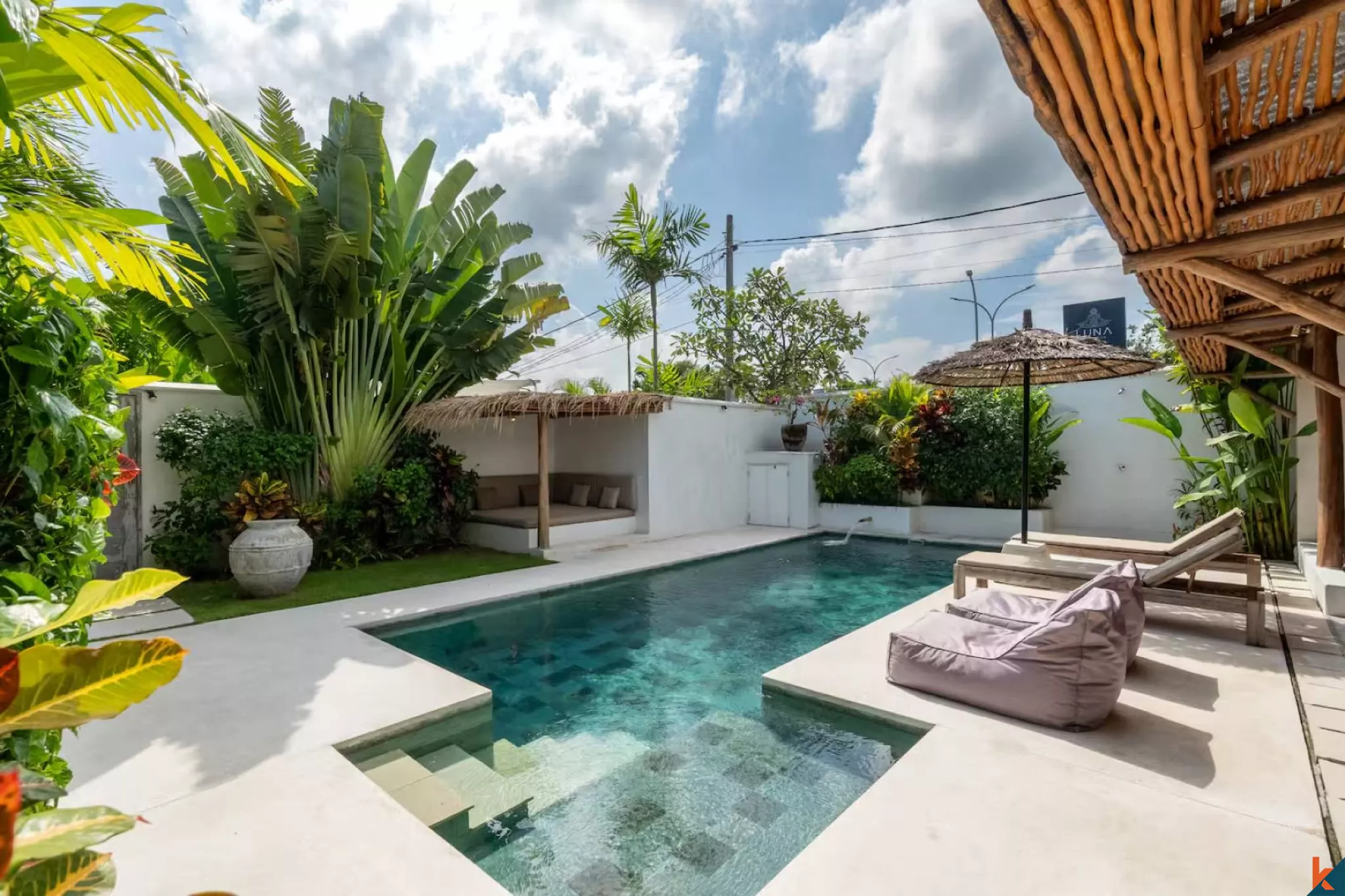 Retraite tropicale, propriété de deux chambres avec tout le confort moderne à Nyanyi