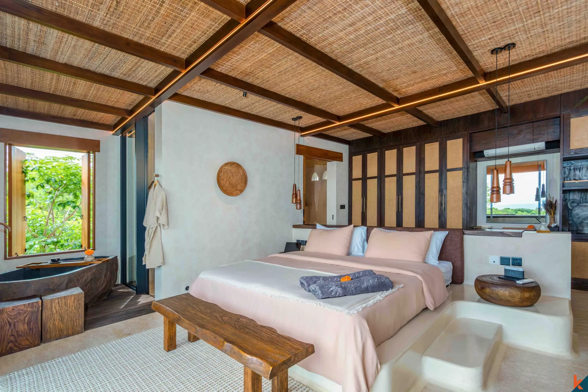 Luxurious 4 Bedrooms Villa in Pecatu