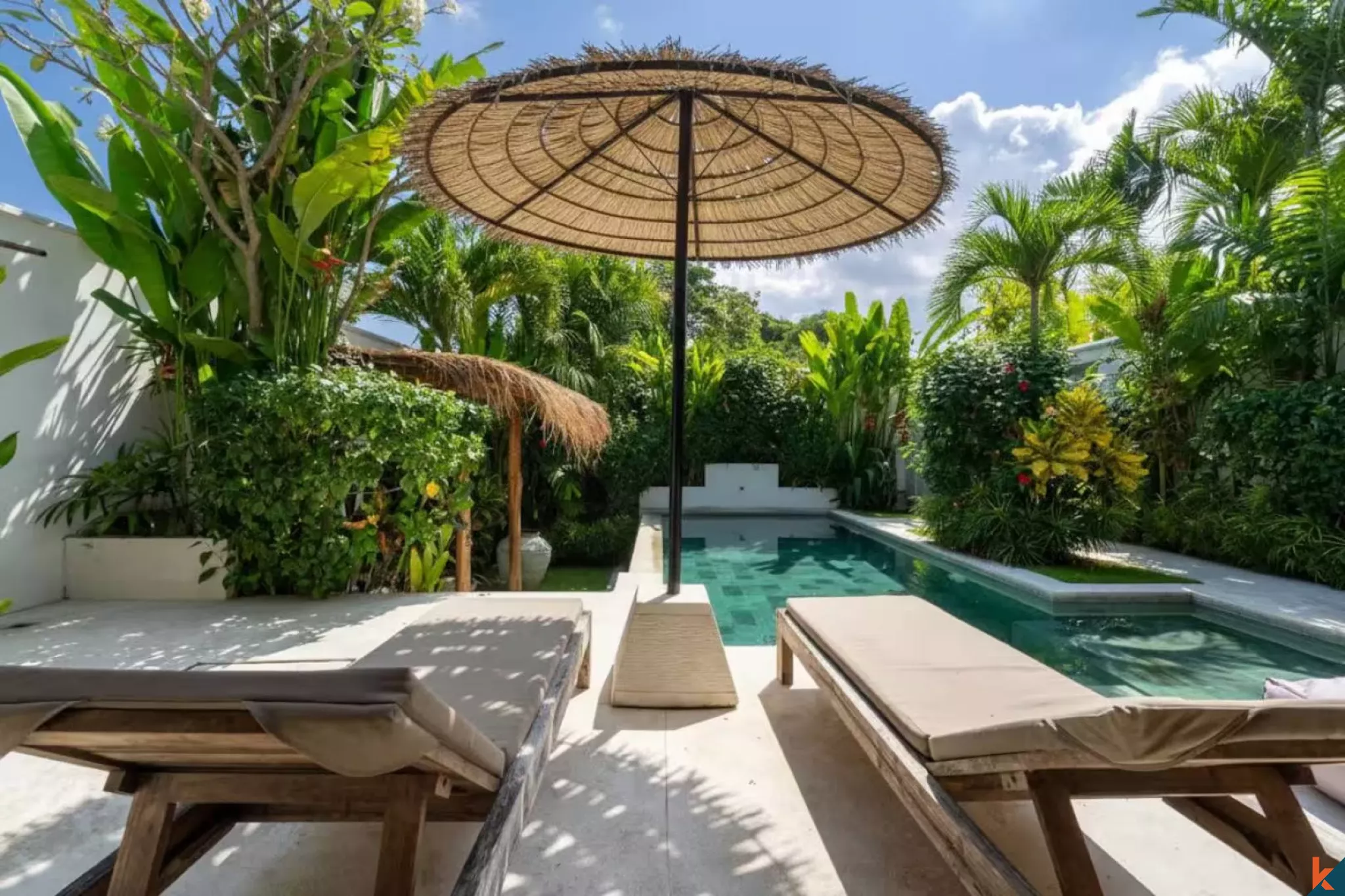 Villas jumelées tropicales modernes à louer à proximité de la plage à Nyanyi