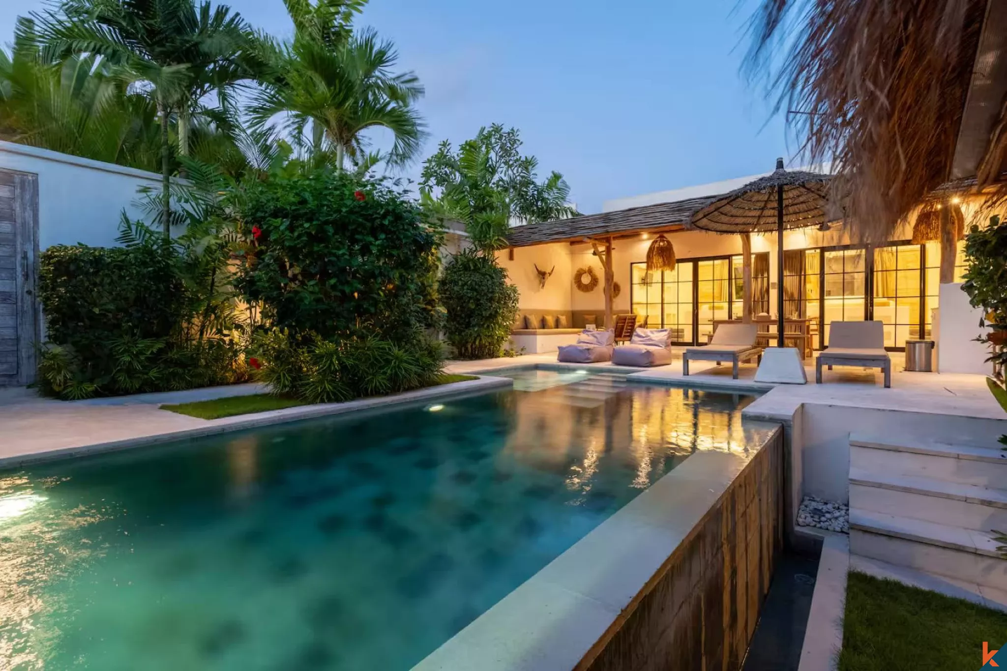 Villas jumelées tropicales modernes à louer à proximité de la plage à Nyanyi