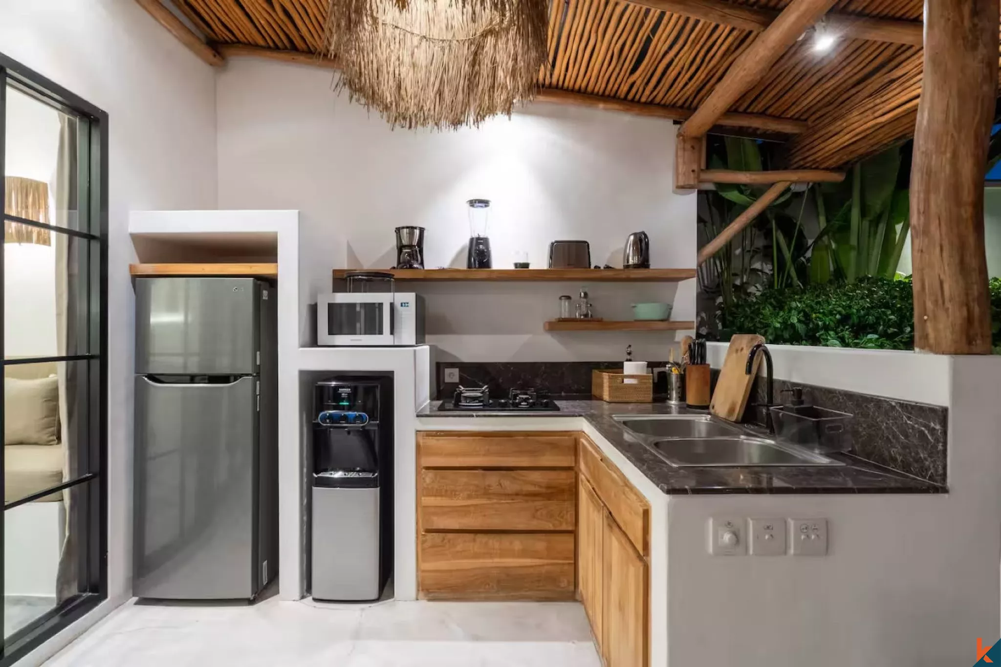 Villas jumelées tropicales modernes à louer à proximité de la plage à Nyanyi