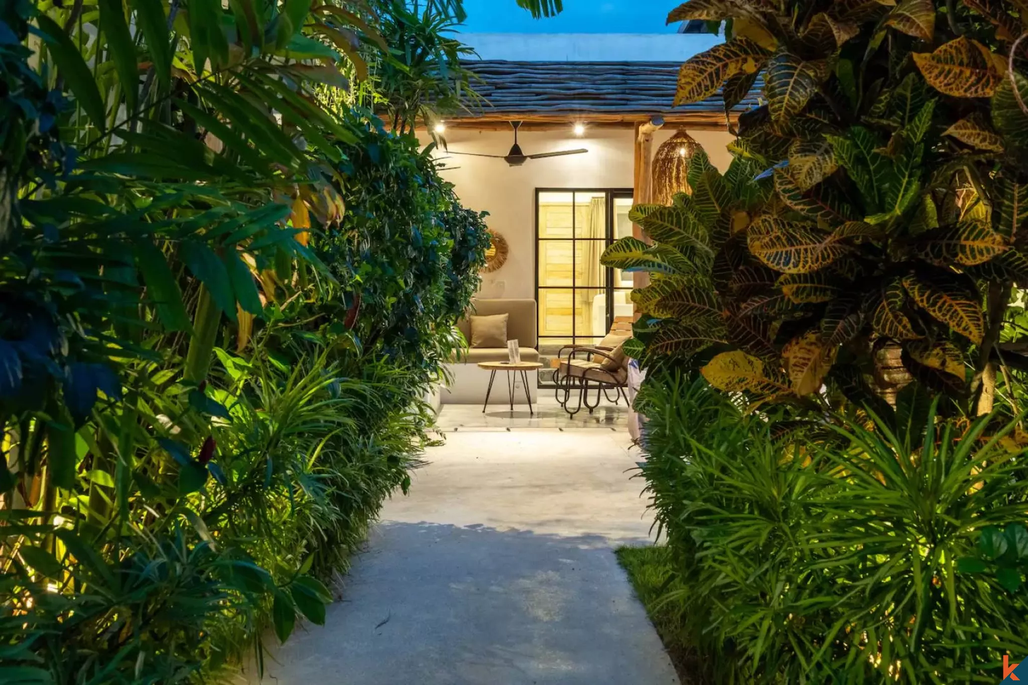 Villas jumelées tropicales modernes à louer à proximité de la plage à Nyanyi