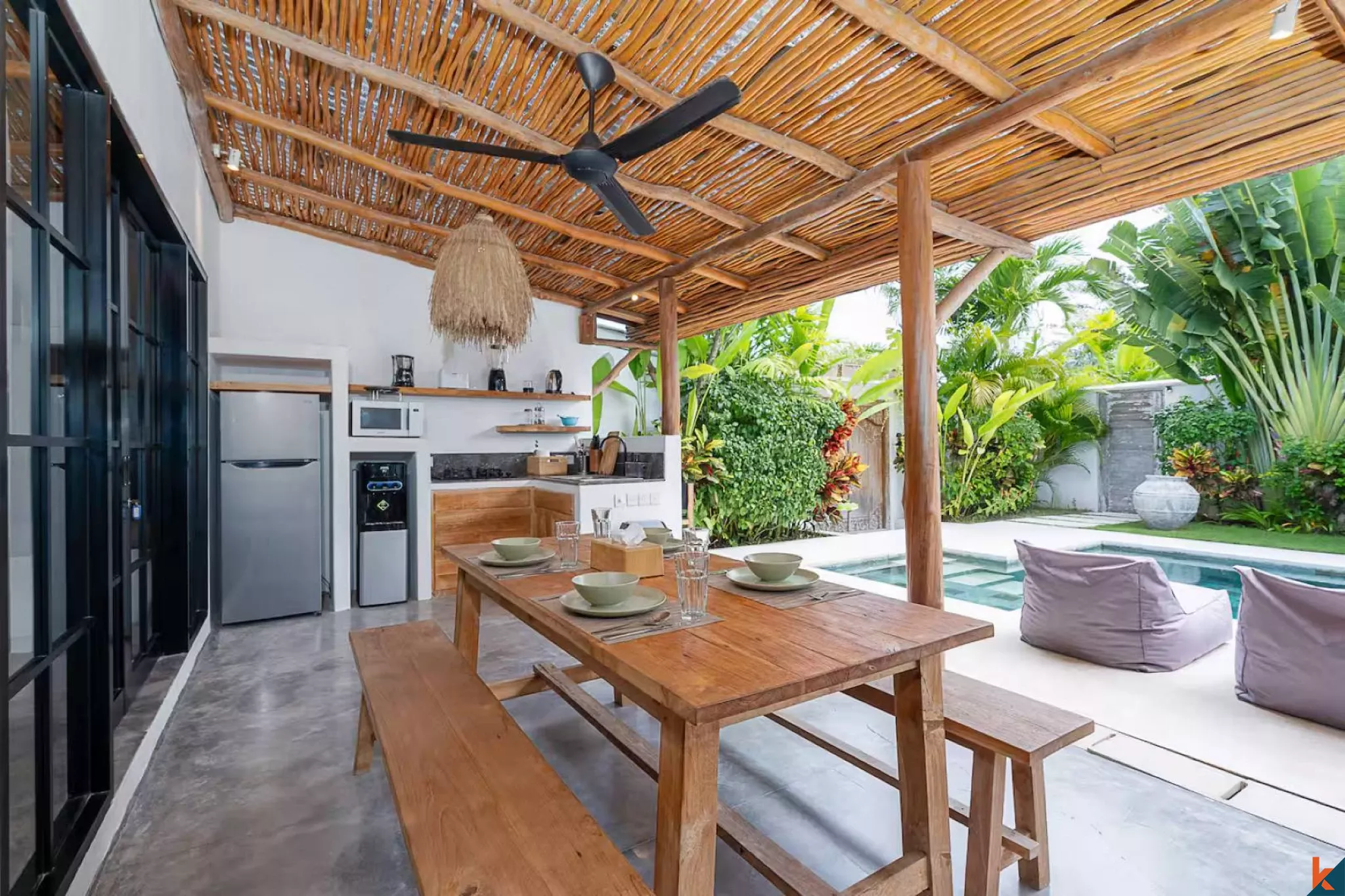 Villas jumelées tropicales modernes à louer à proximité de la plage à Nyanyi