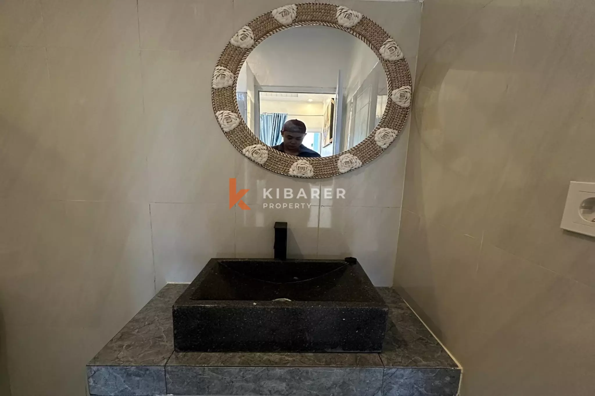 Contemporary Two-Bedrooms Villa Near Berawa Market