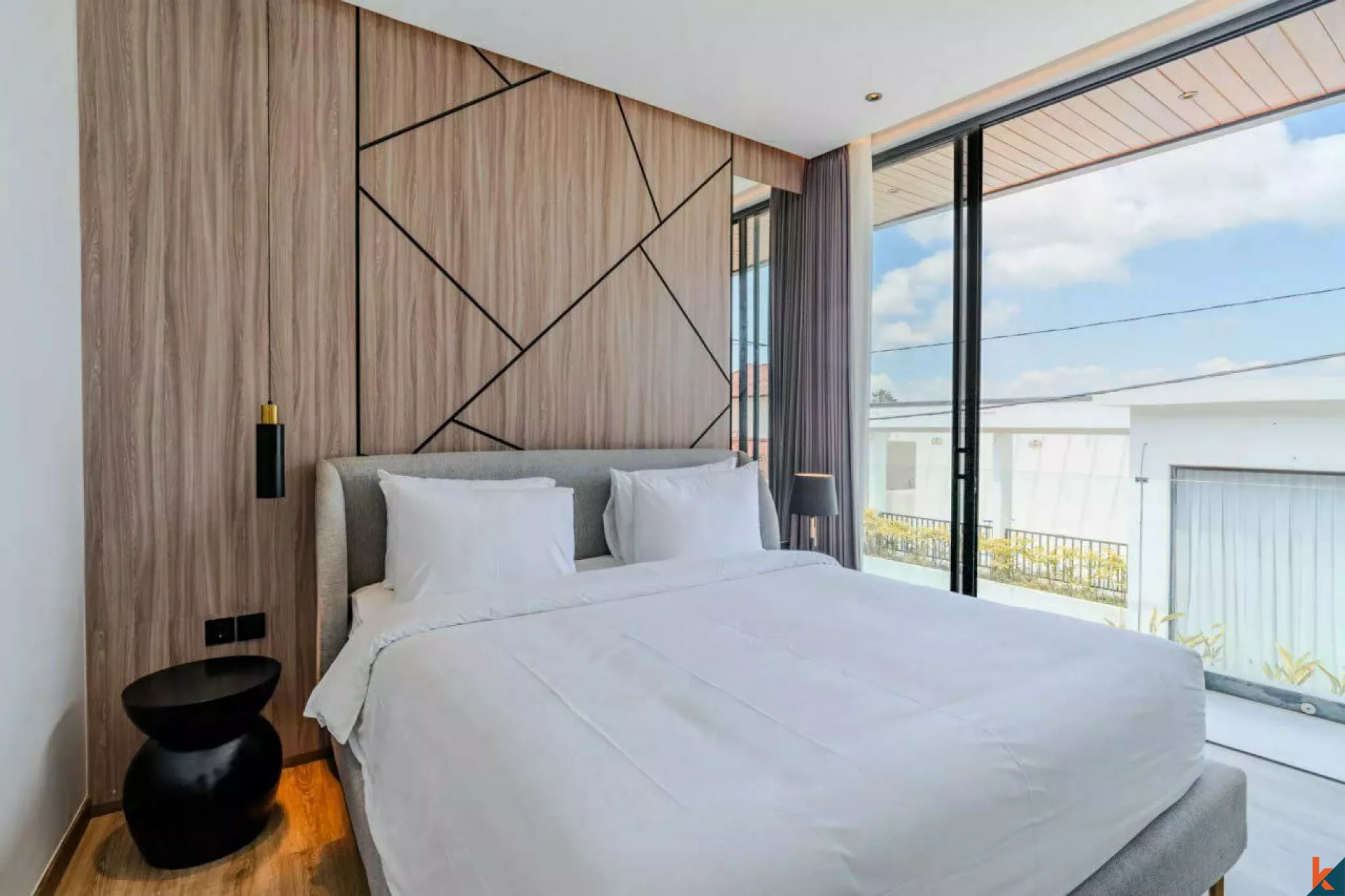 Modern 2-Bedroom Tropical Villa with Open Living in Umalas