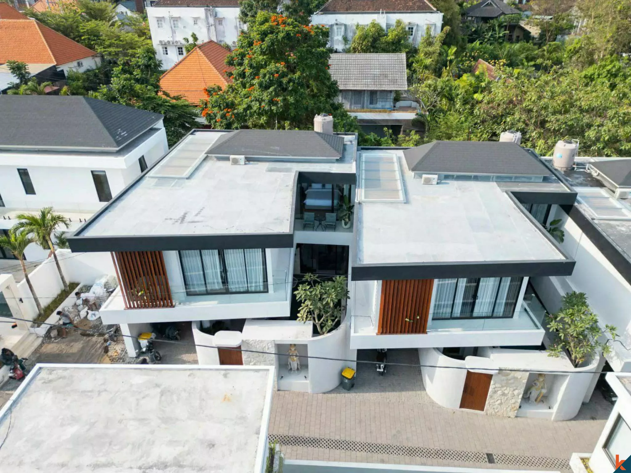 Modern 2-Bedroom Tropical Villa with Open Living in Umalas