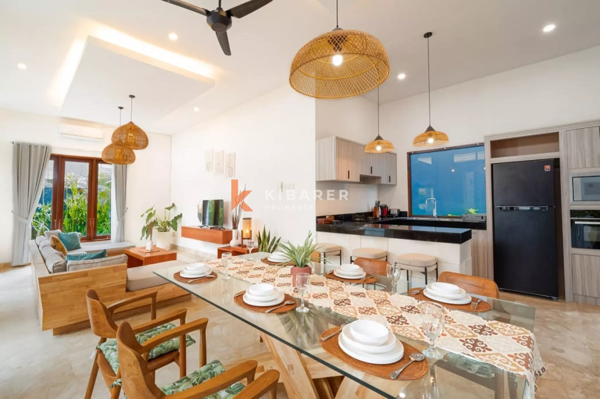 Vie luxueuse dans une villa de trois chambres au centre de Berawa