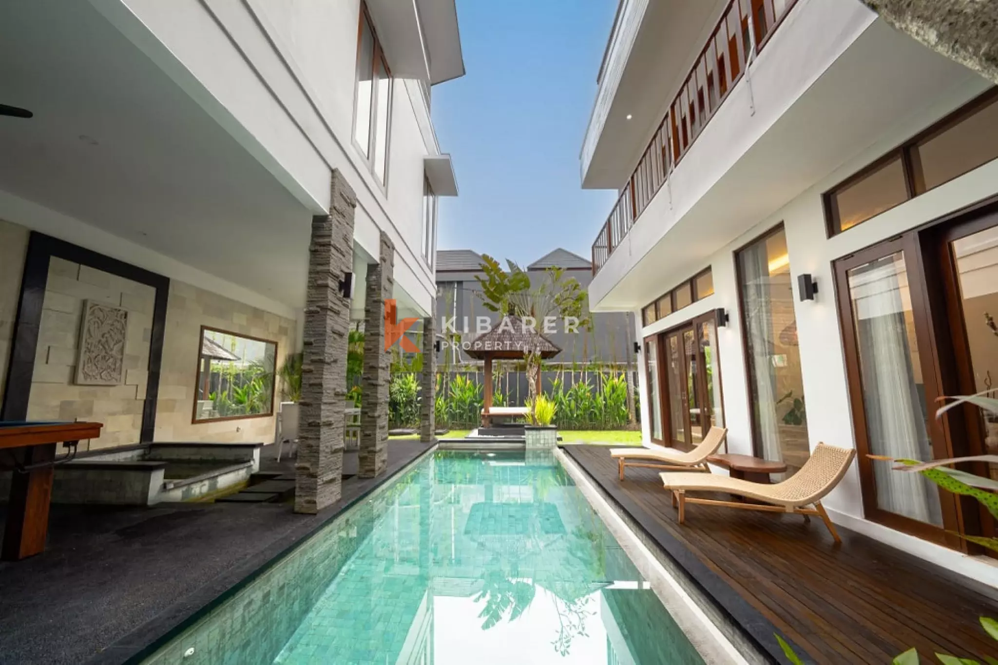Vie luxueuse dans une villa de trois chambres au centre de Berawa