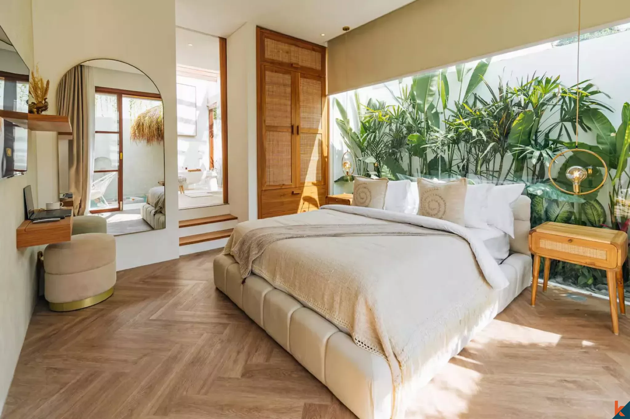 Tropical Haven One Bedroom Leasehold Villa Walking Distance to the Beach in Canggu