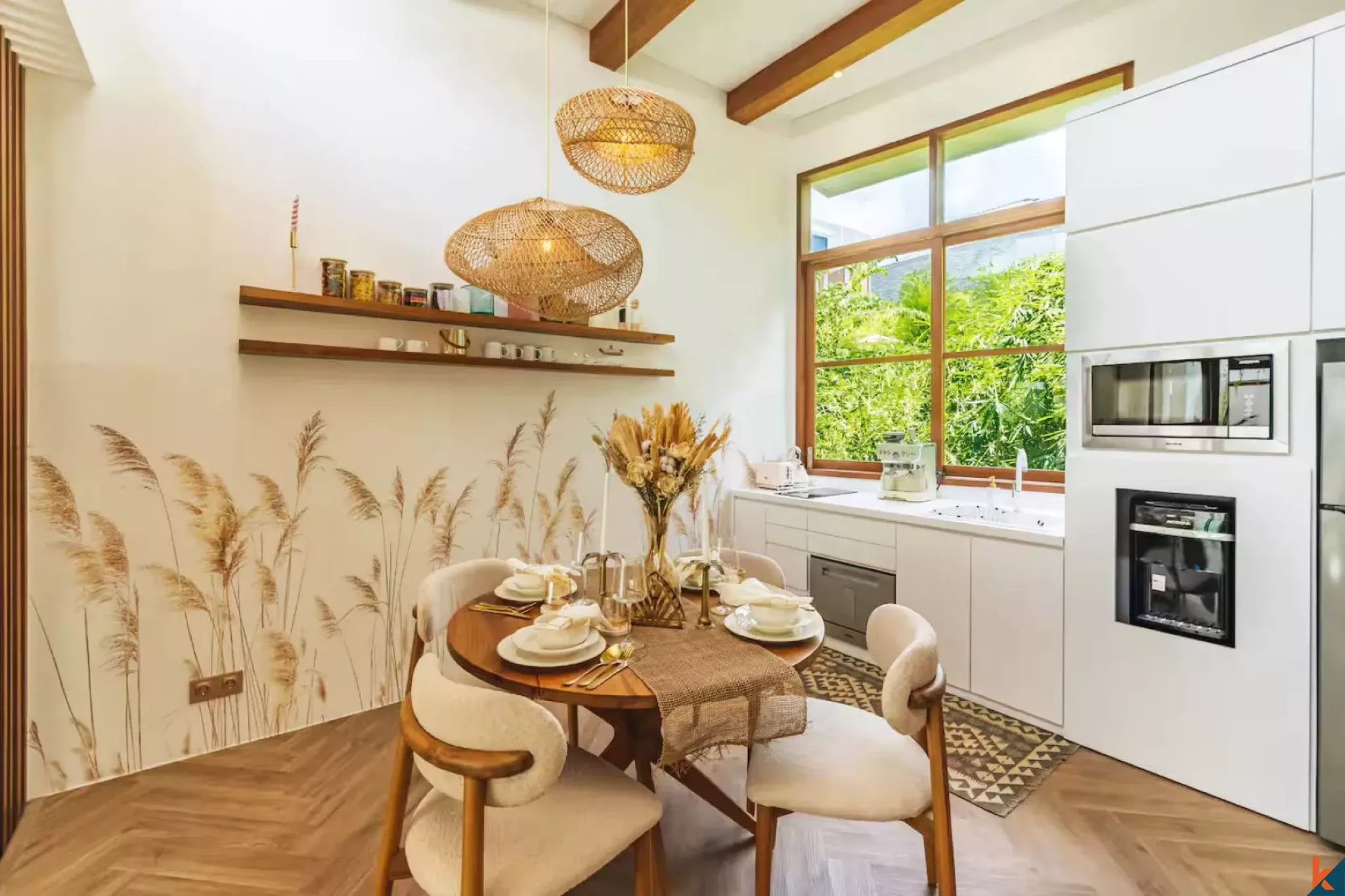 Tropical Haven One Bedroom Leasehold Villa Walking Distance to the Beach in Canggu