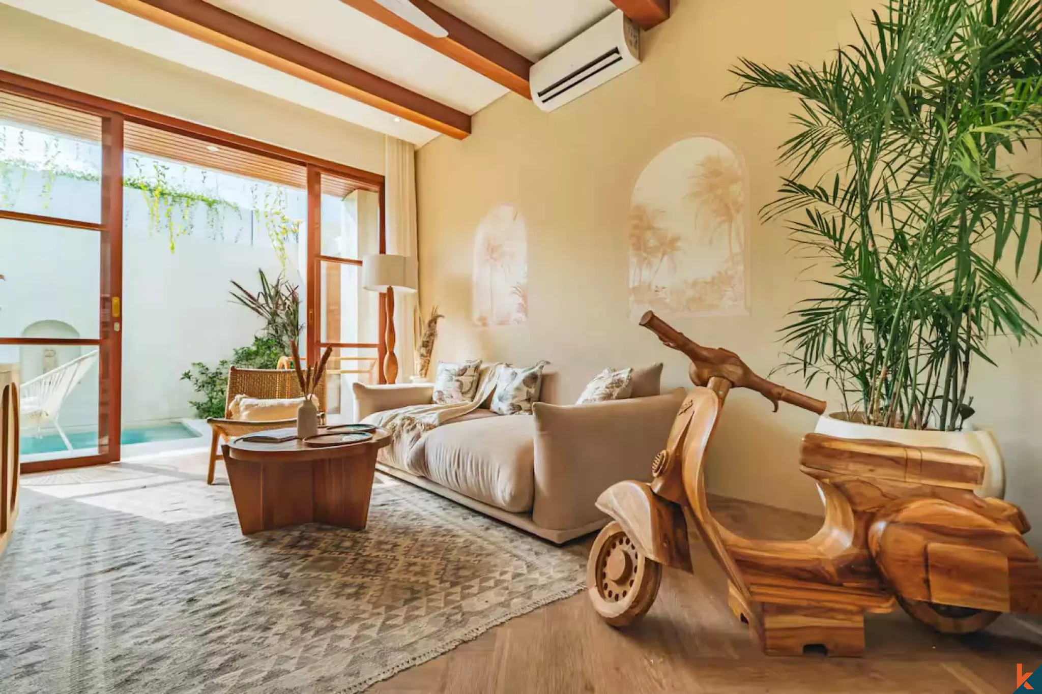 Tropical Haven One Bedroom Leasehold Villa Walking Distance to the Beach in Canggu