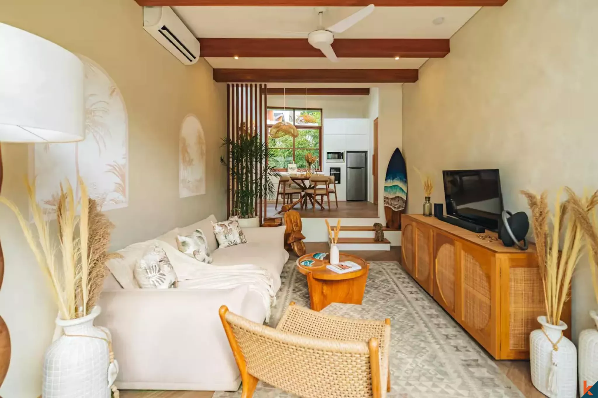 Tropical Haven One Bedroom Leasehold Villa Walking Distance to the Beach in Canggu
