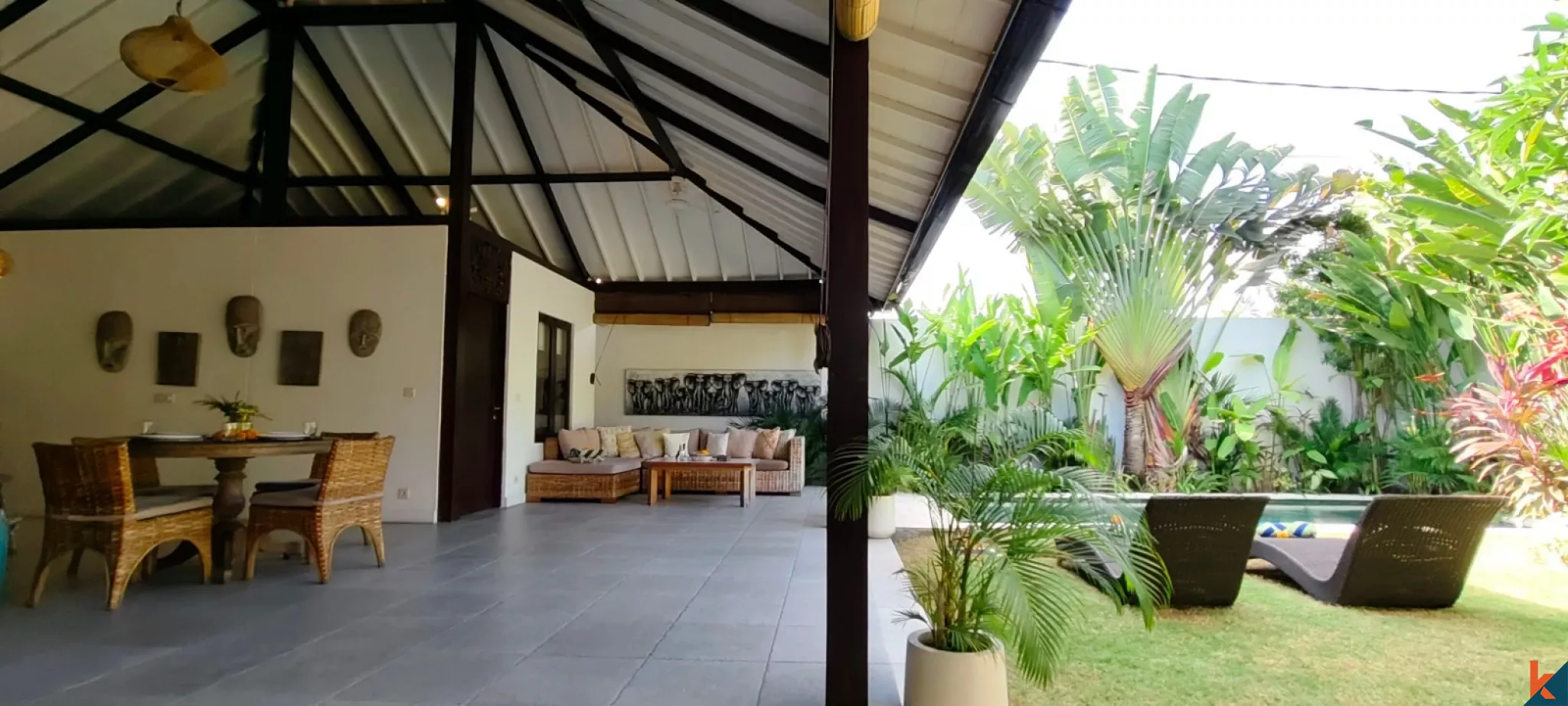 Tropical 2-Bedroom Villa with Private Pool in Kerobokan