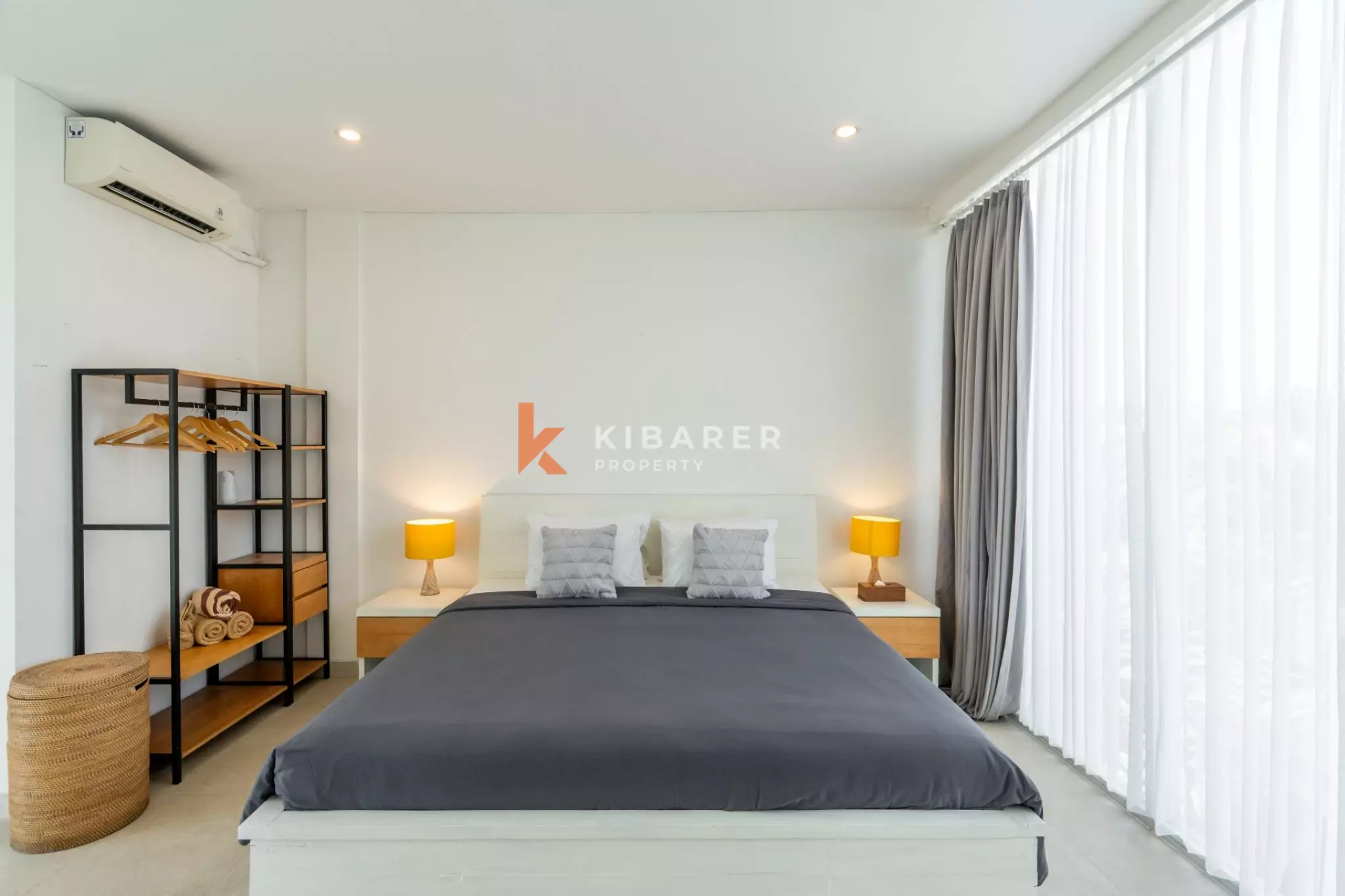 Rare villa de cinq chambres avec jardin clos à Canggu