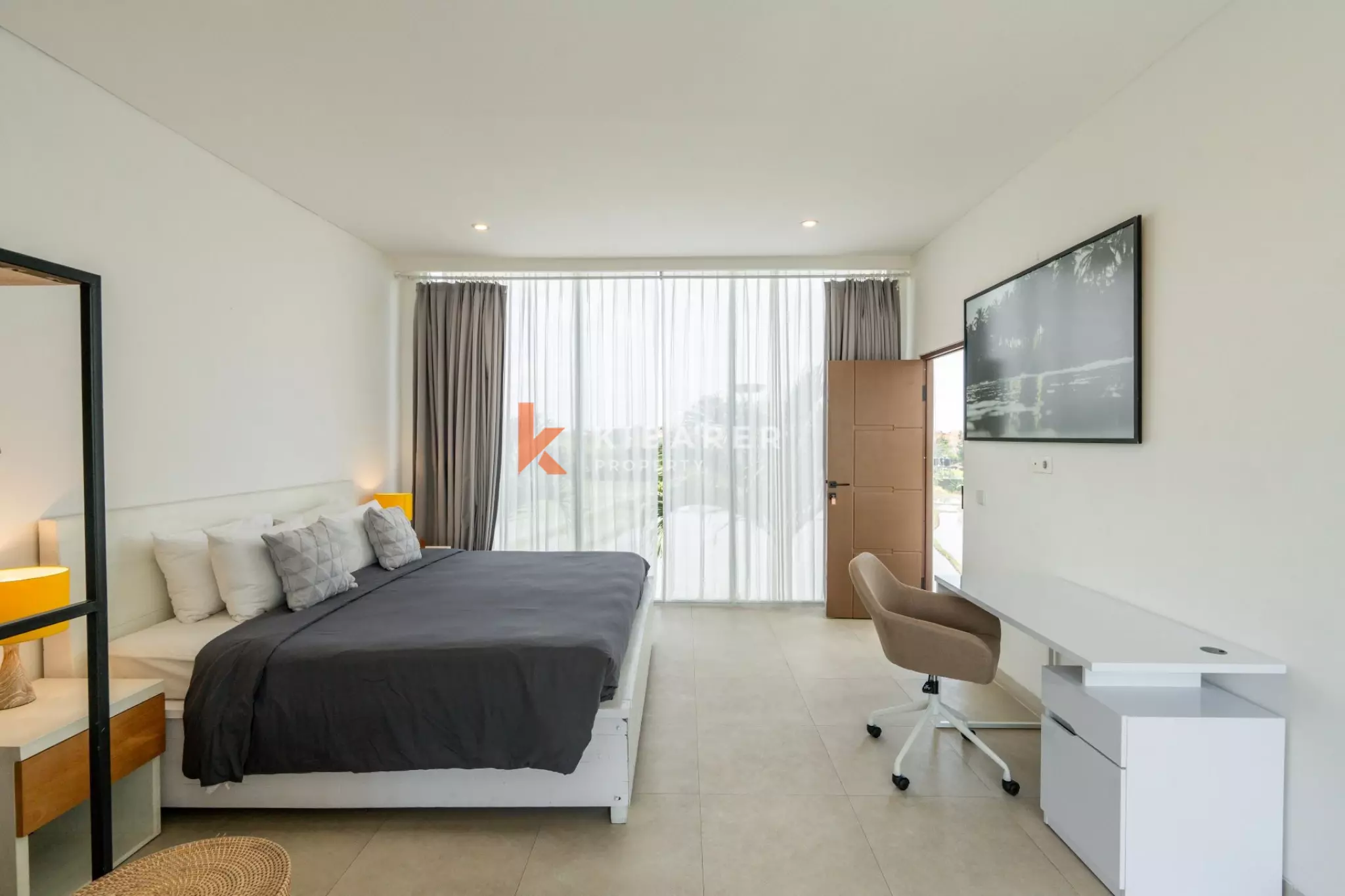 Rare villa de cinq chambres avec jardin clos à Canggu