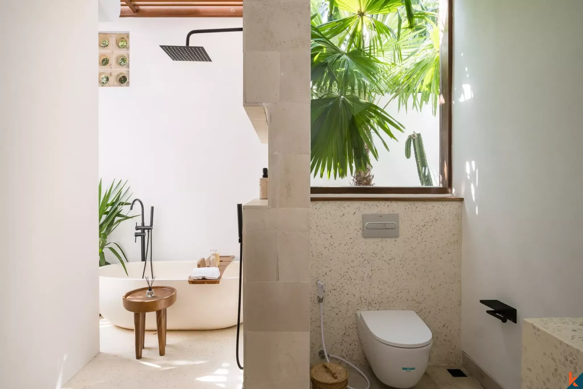 Vila sewa dua kamar tidur yang stylish dan baru di Ungasan