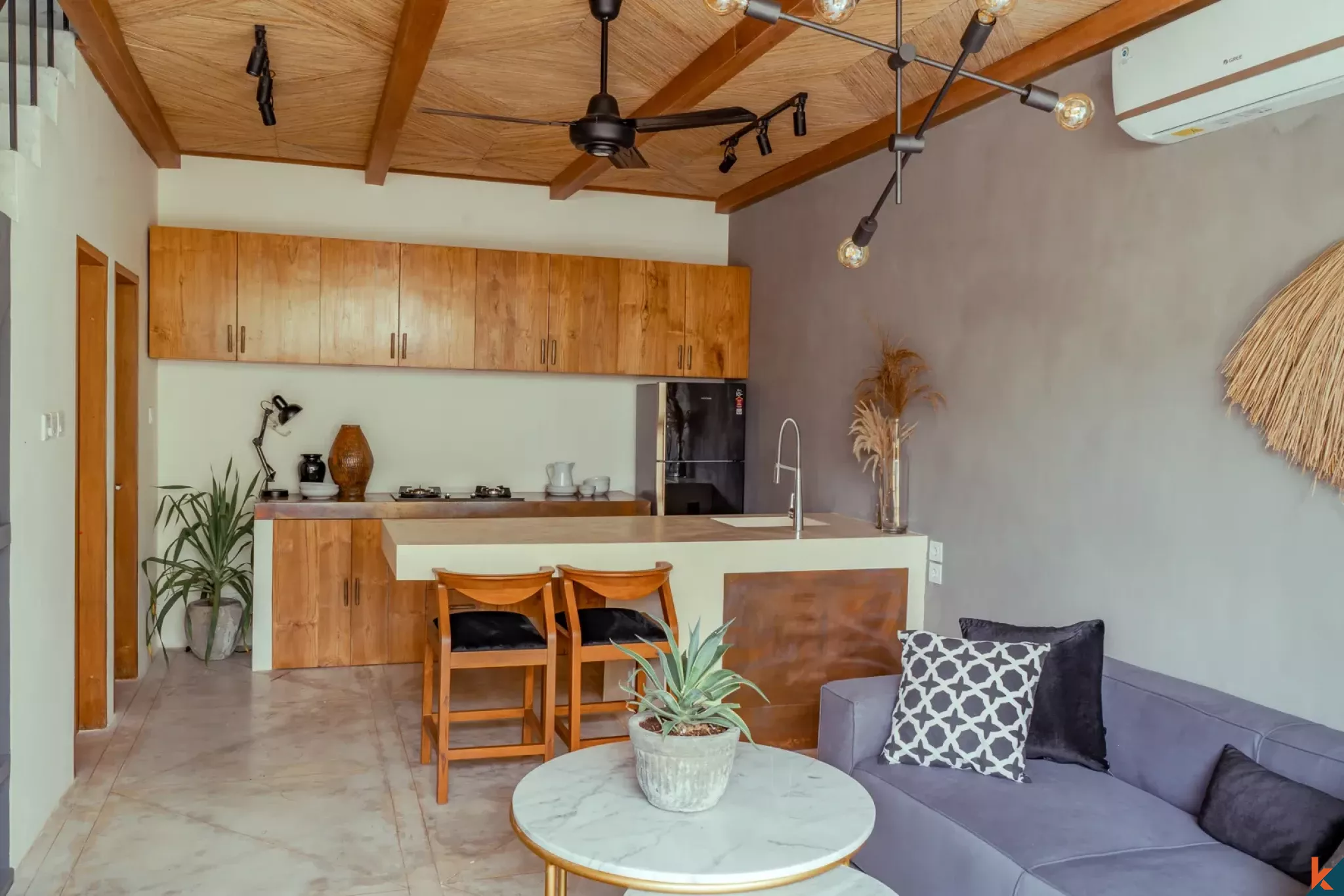 Dijual Villa Satu Kamar Tidur yang Menawan di Kayu Tulang