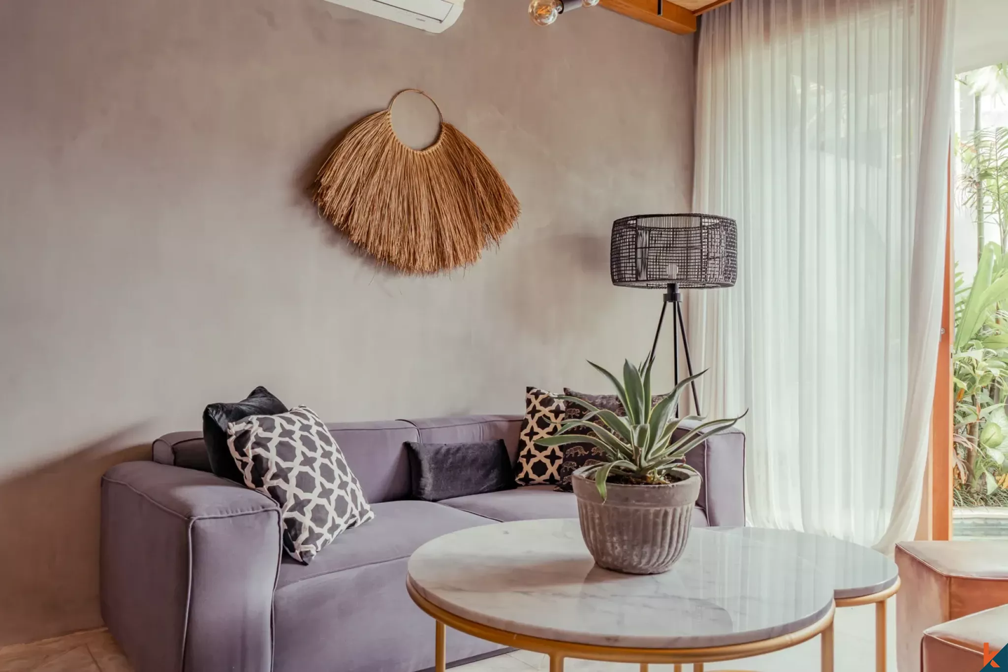 Dijual Villa Satu Kamar Tidur yang Menawan di Kayu Tulang