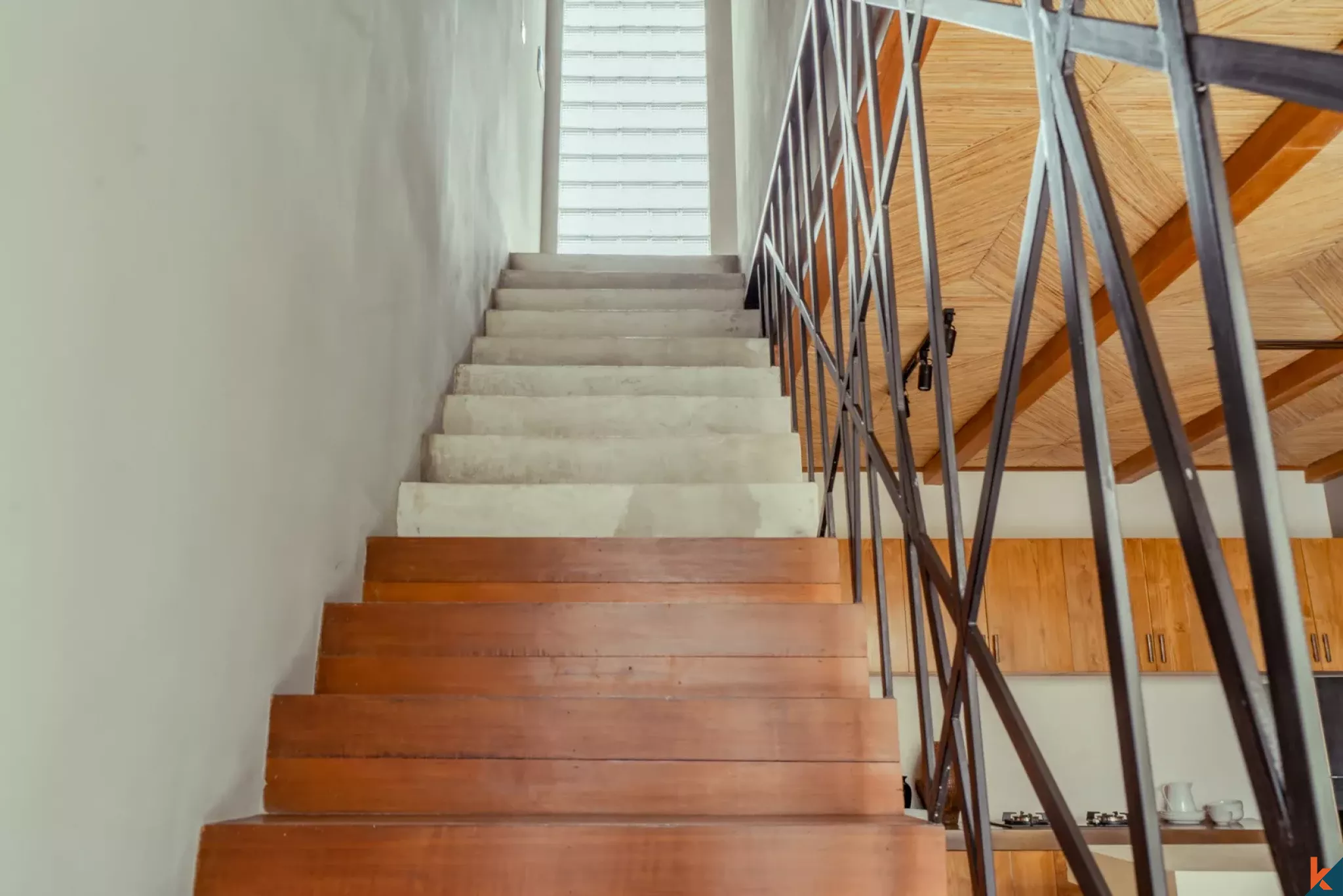 Dijual Villa Satu Kamar Tidur yang Menawan di Kayu Tulang